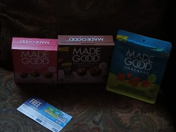 MadeGood Snacks - Cookies & Snackers Variety Pack