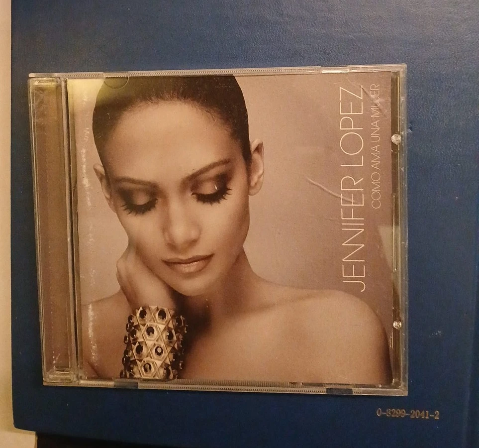 Jennifer Lopez "Como Ama Una Mujer" CD