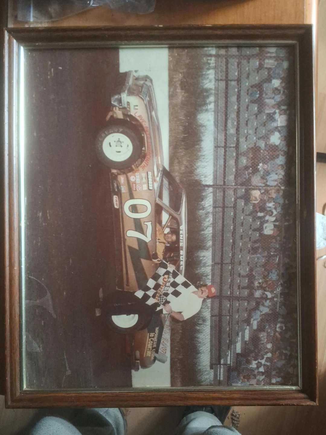Photo encadrée de voiture de course #07