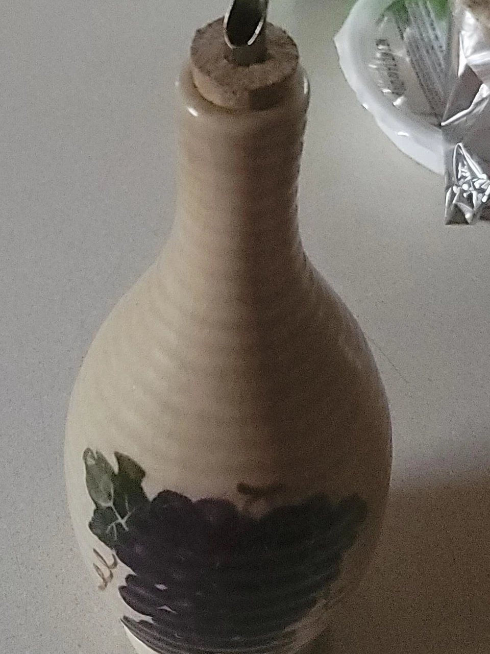 Le Cruset Decorative Ceramic Pourer with Grape Design