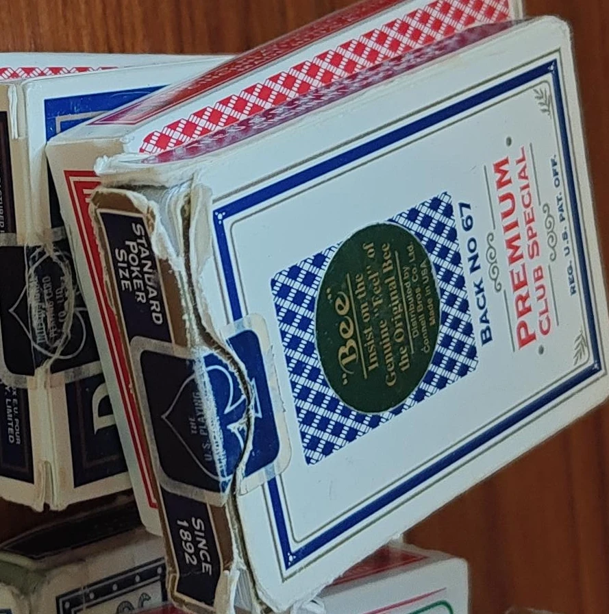 Bee Premium Club Special Playing Cards 🥕