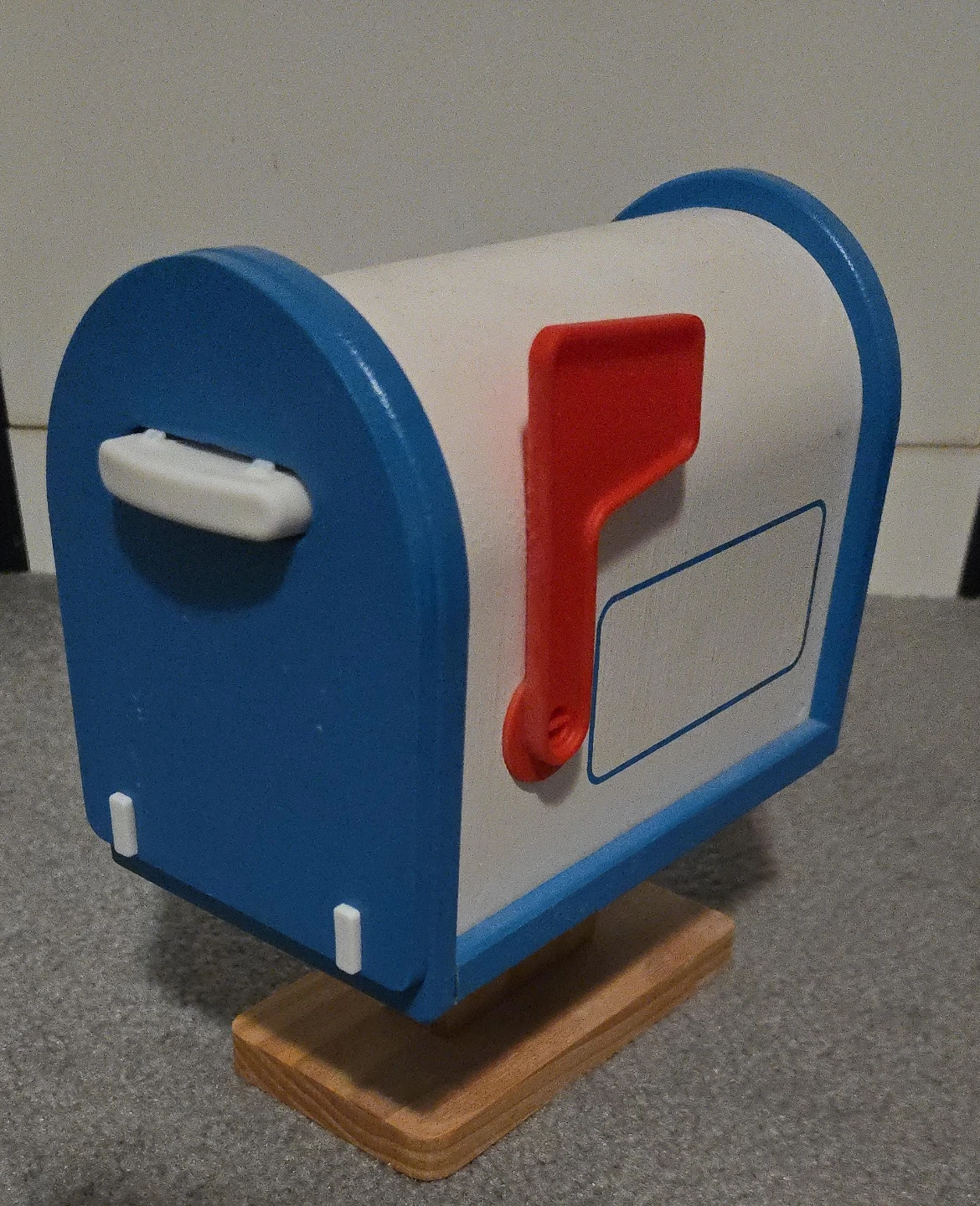 Wooden Toy Mailbox