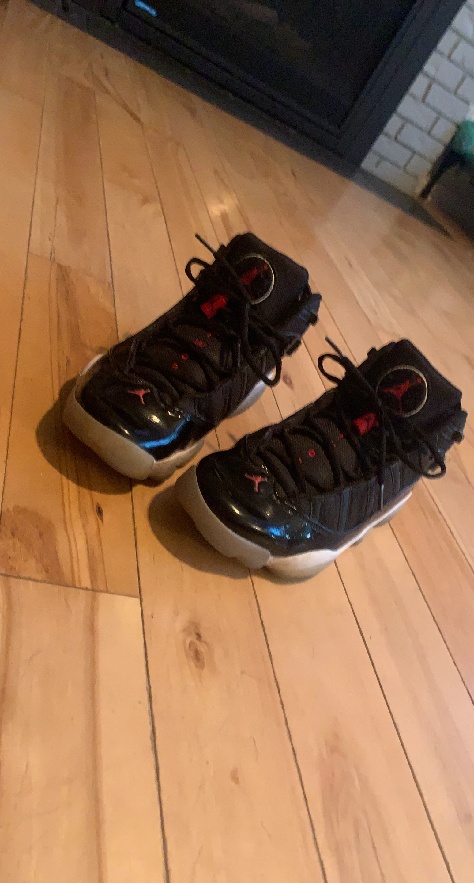 Air Jordan 11 Retro "72-10"