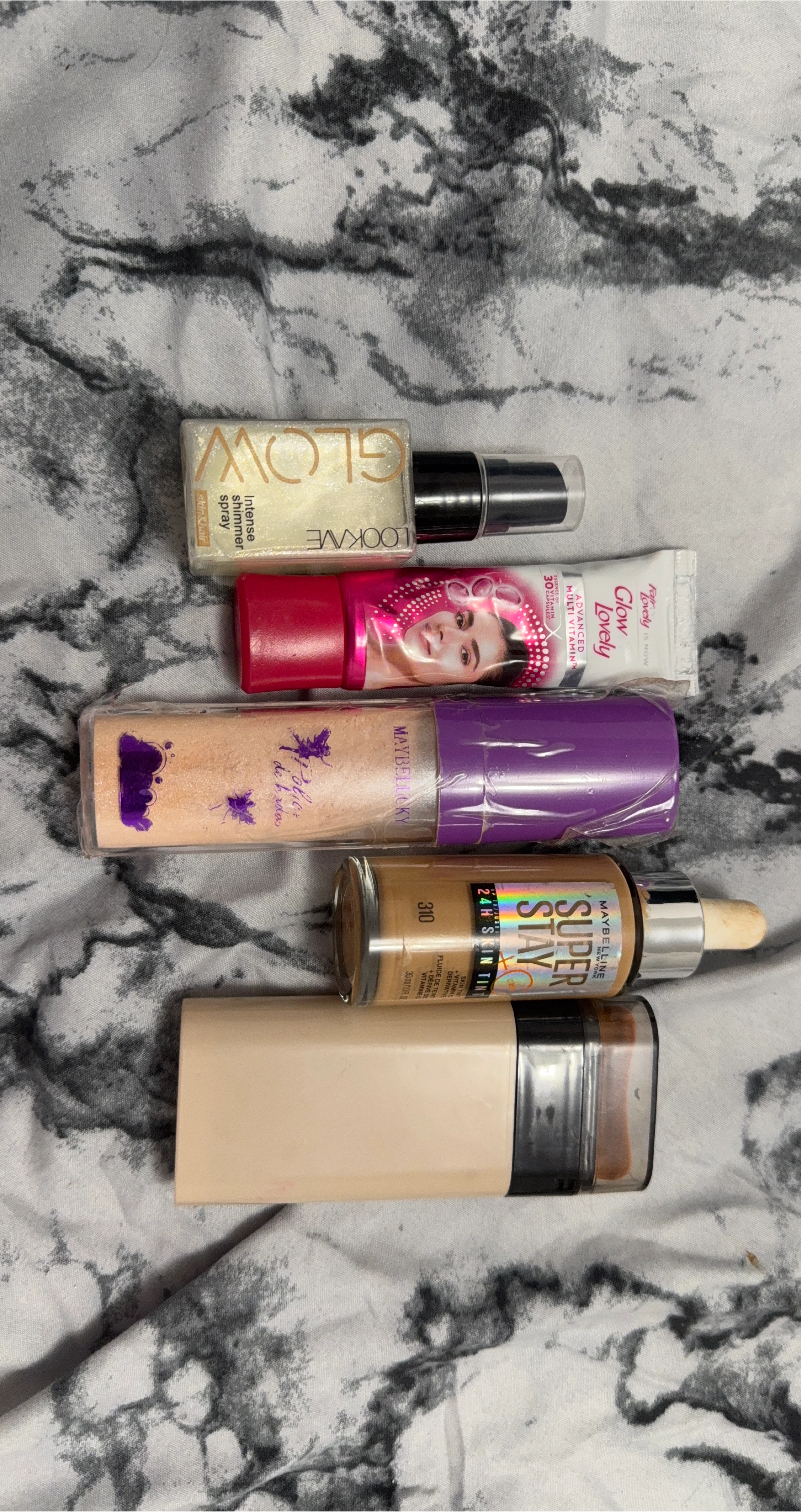 Foundation & Fair Lovely Multi Vitamin