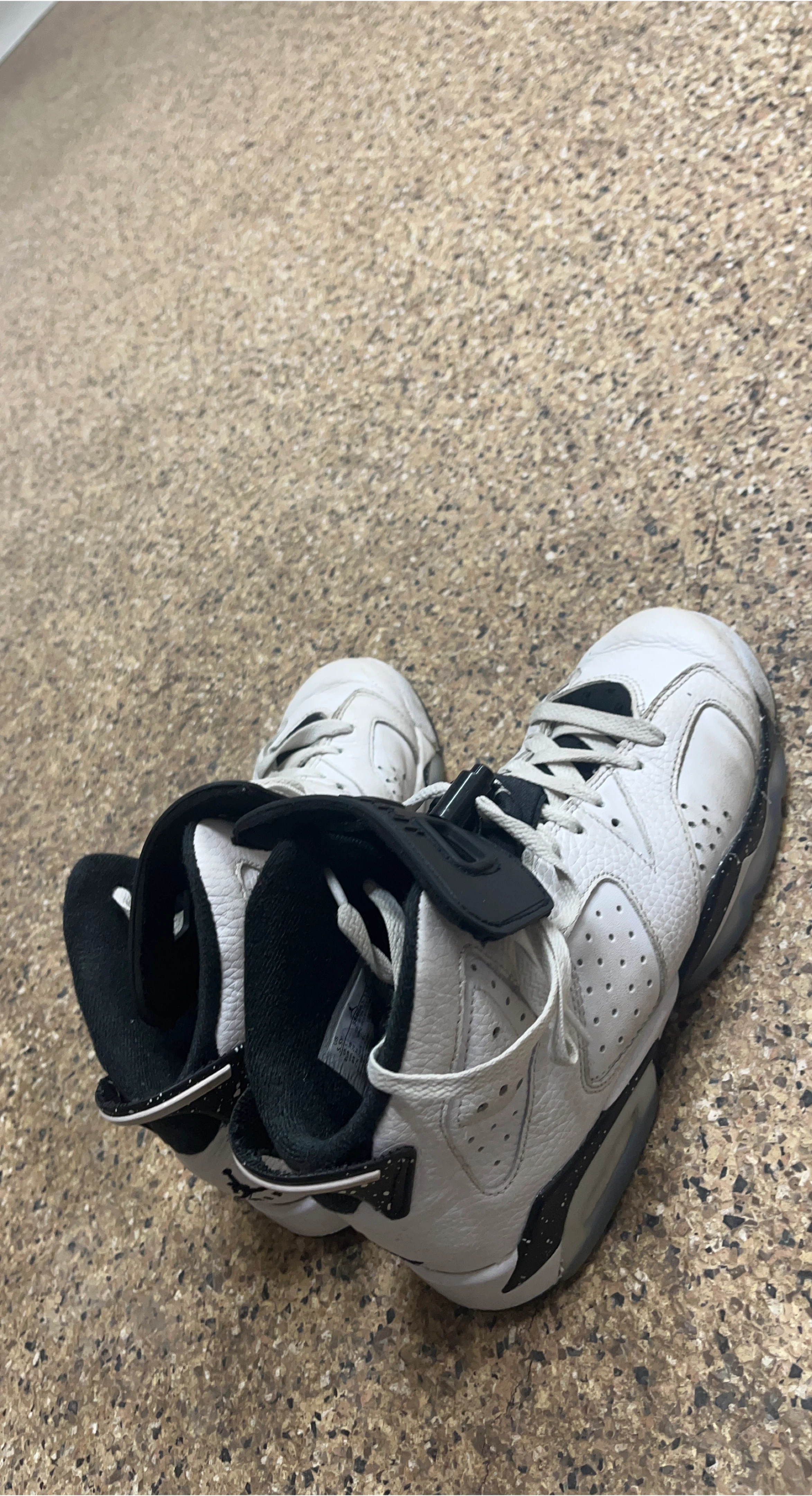 Air Jordan 6 Retro White Black Sneakers