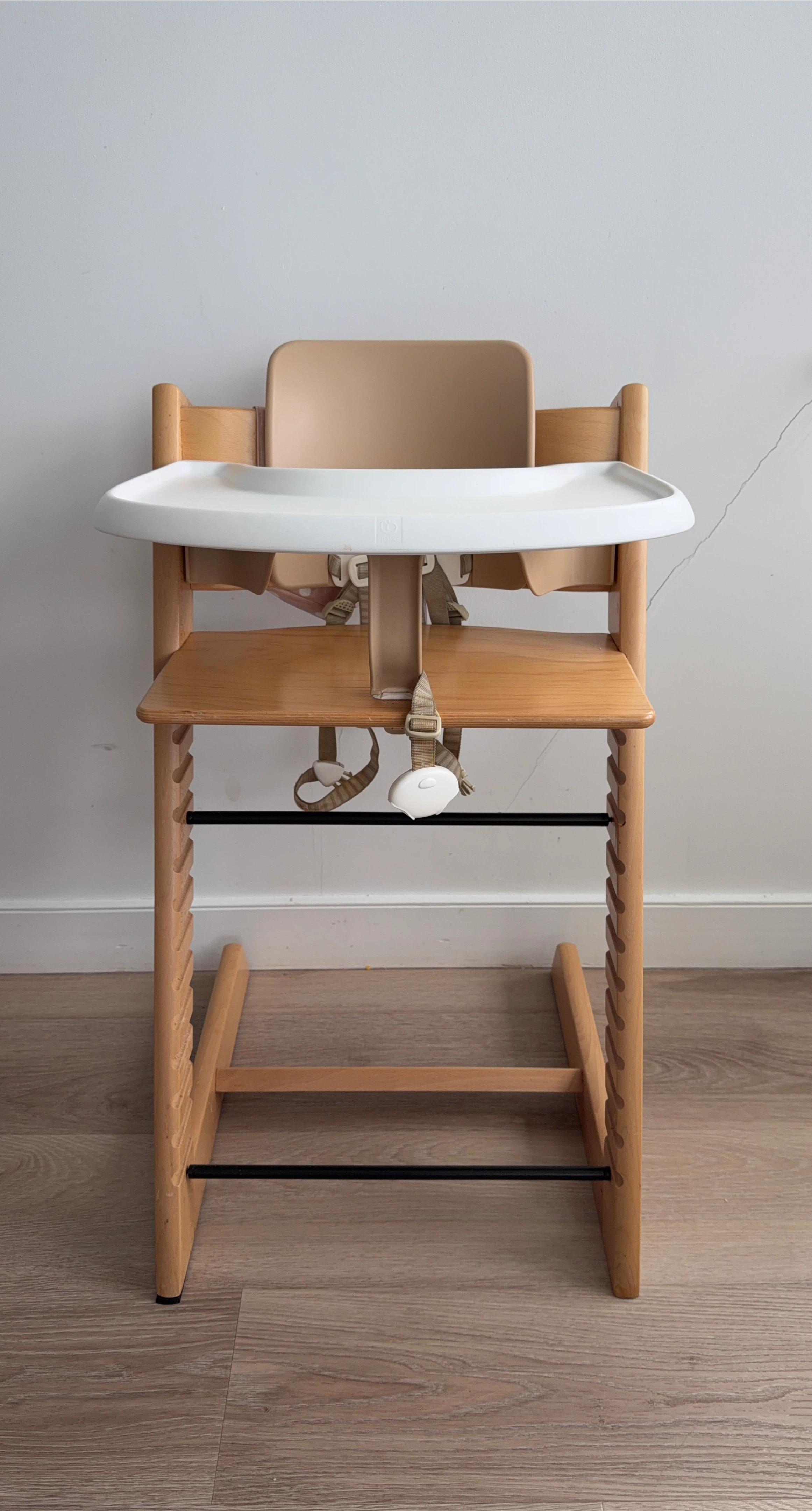Stokke Tripp Trapp High Chair with Tray - Natural Wood & Beige