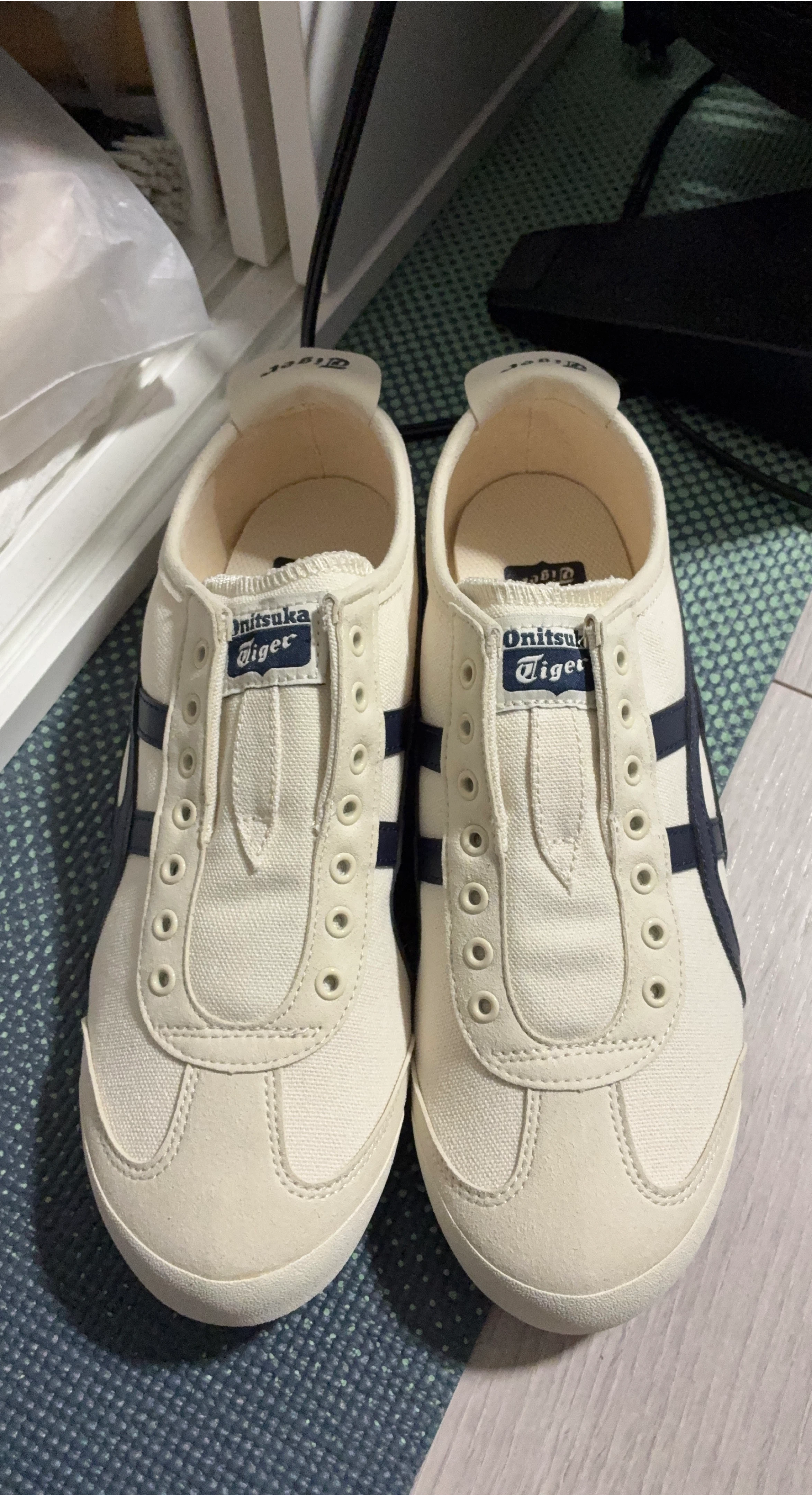 Onitsuka Tiger Mexico 66 Slip-On Shoes