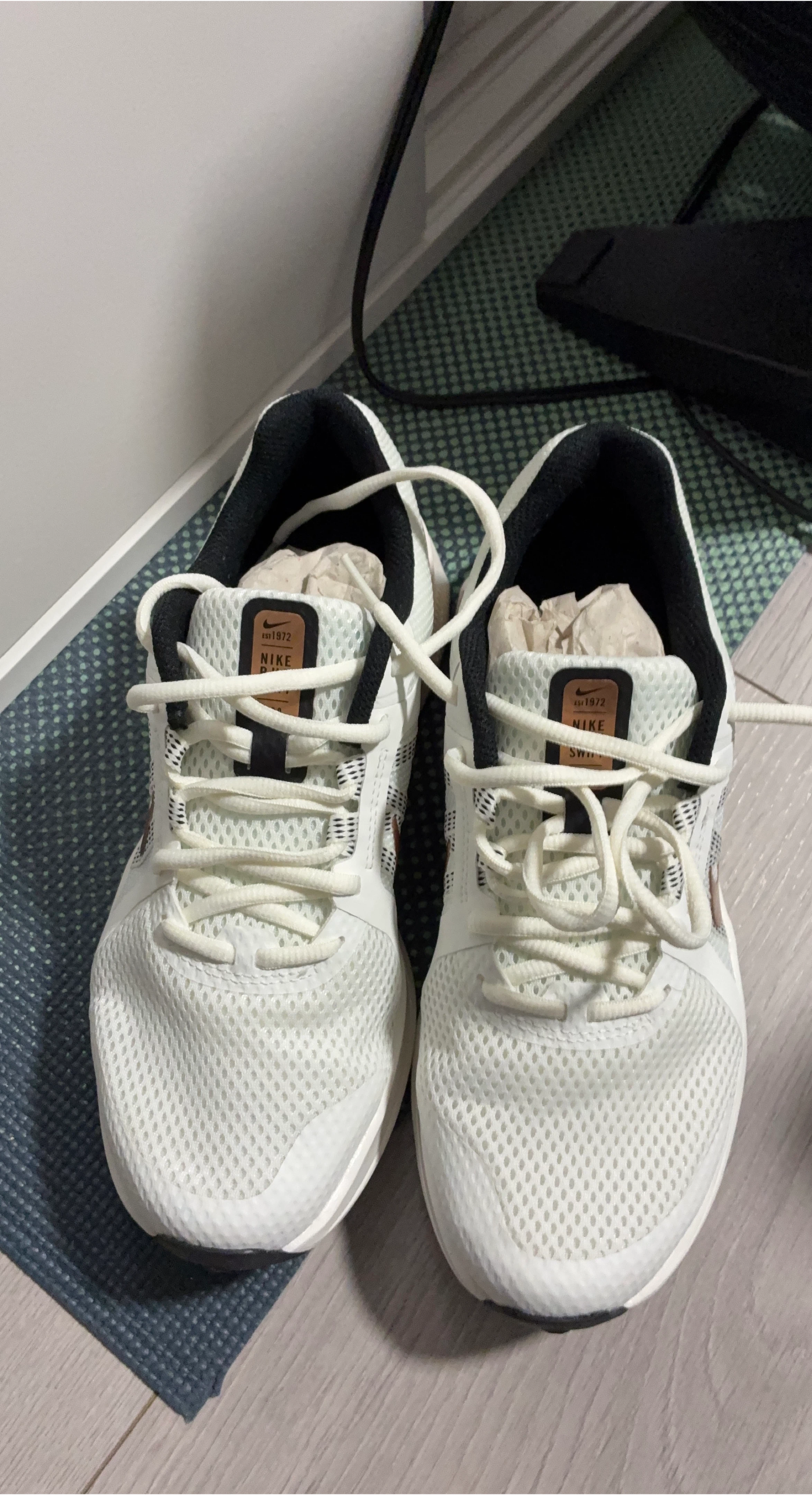 Nike Swift Running Shoes - White