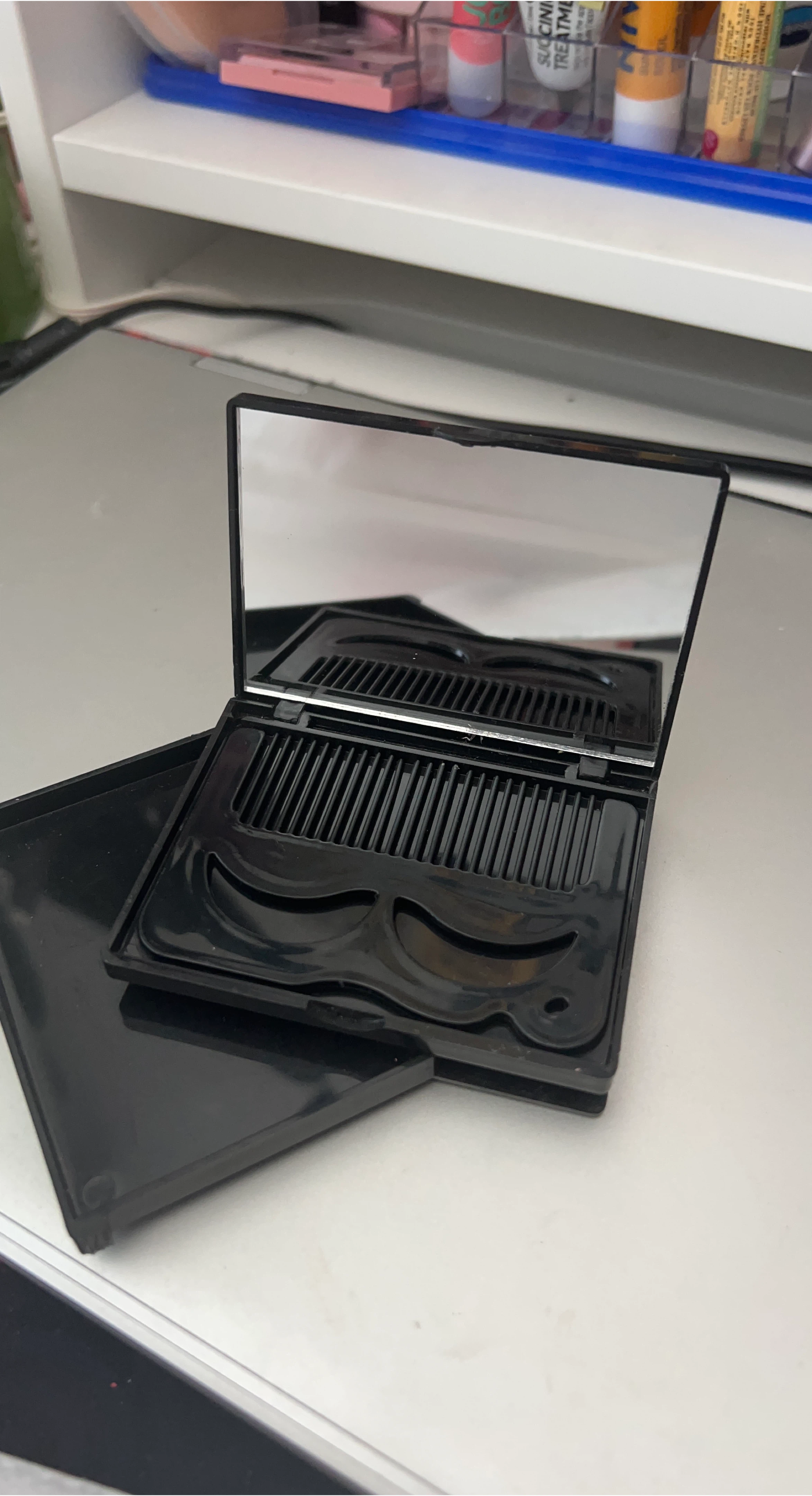 Piano Makeup Mirror with Eyelash Comb & Stencils 🧡