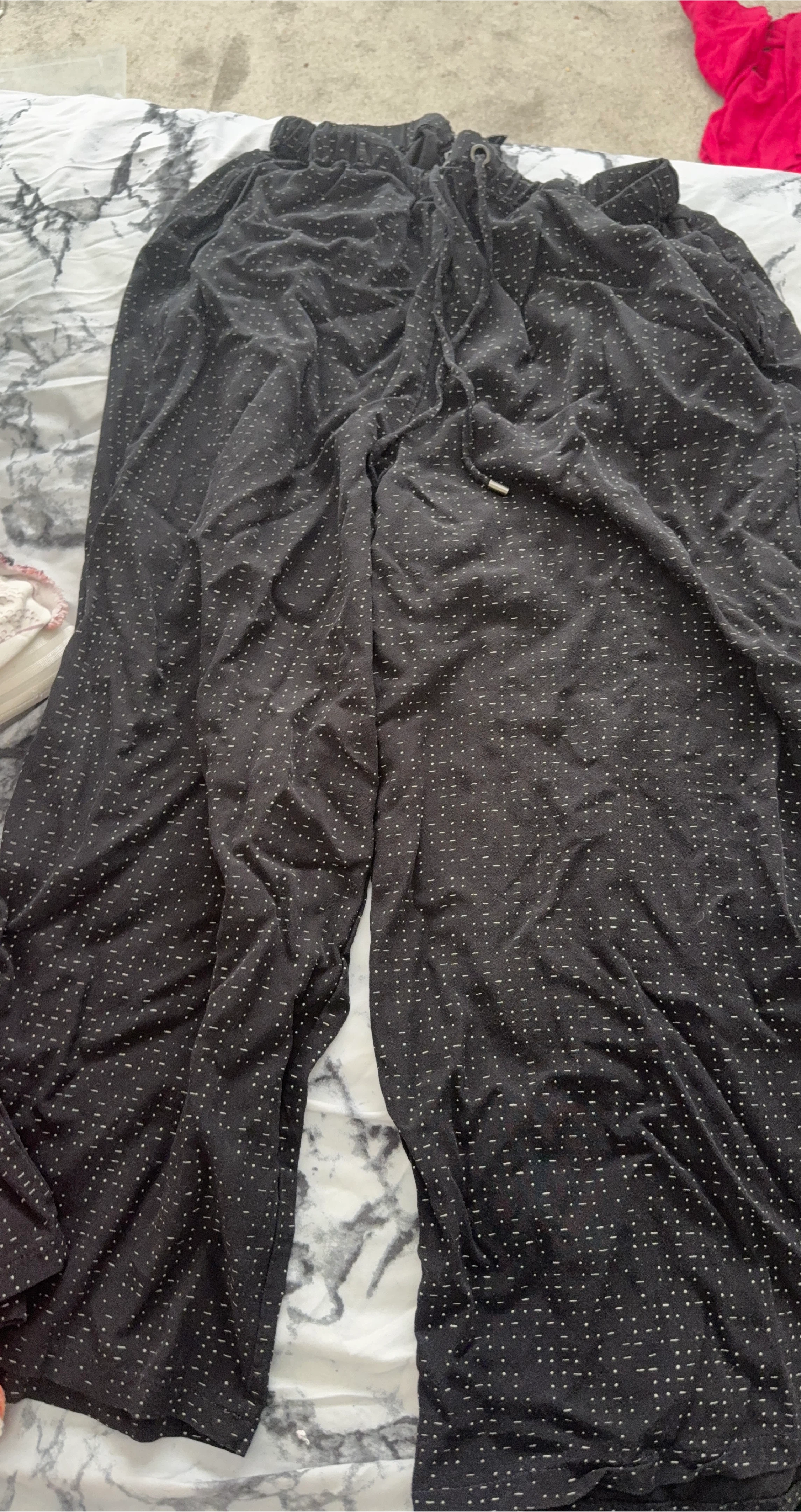 Black patterned wide-leg pants