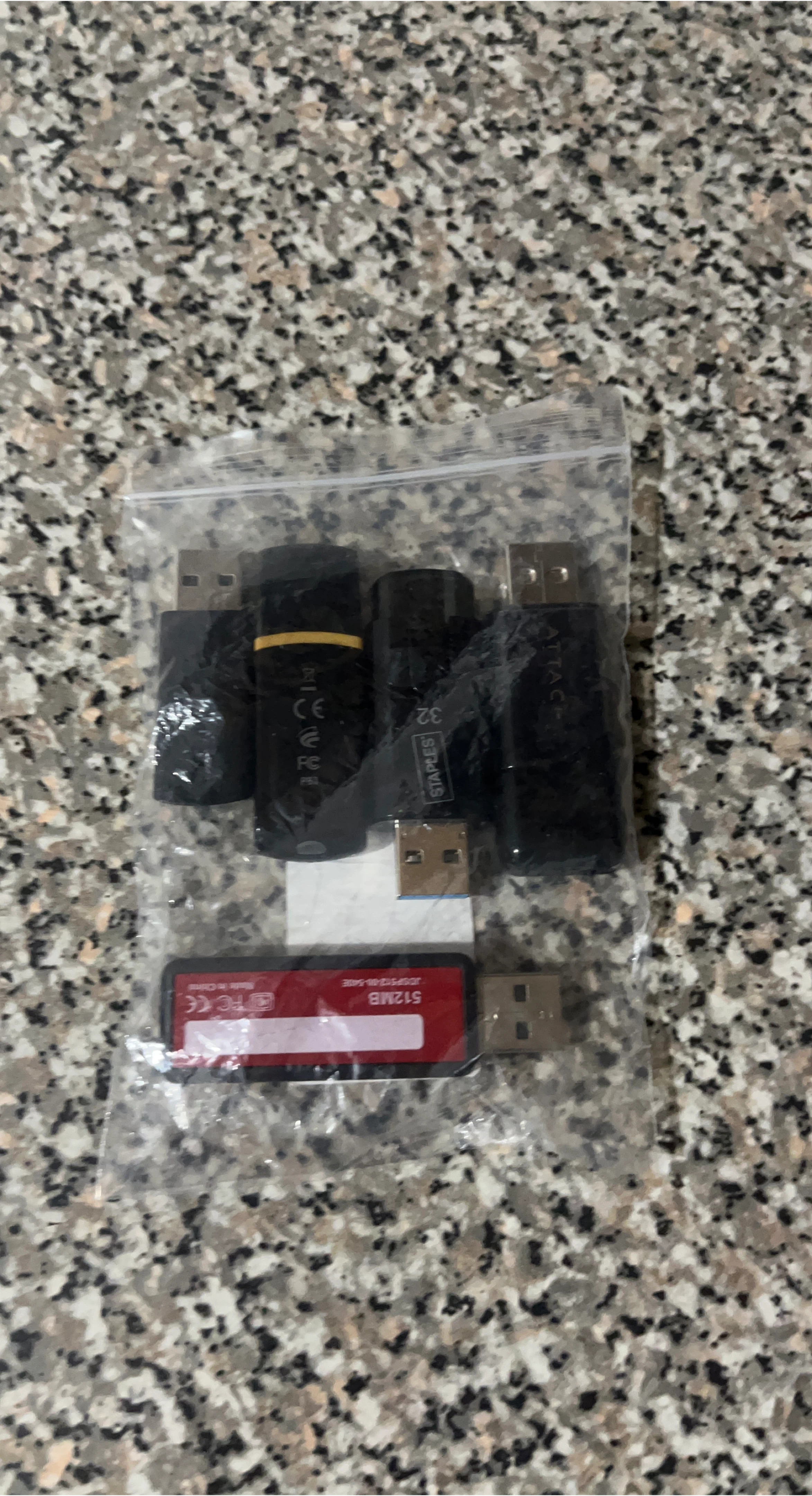 Lot of 5 USB Flash Drives & 512MB SD Card