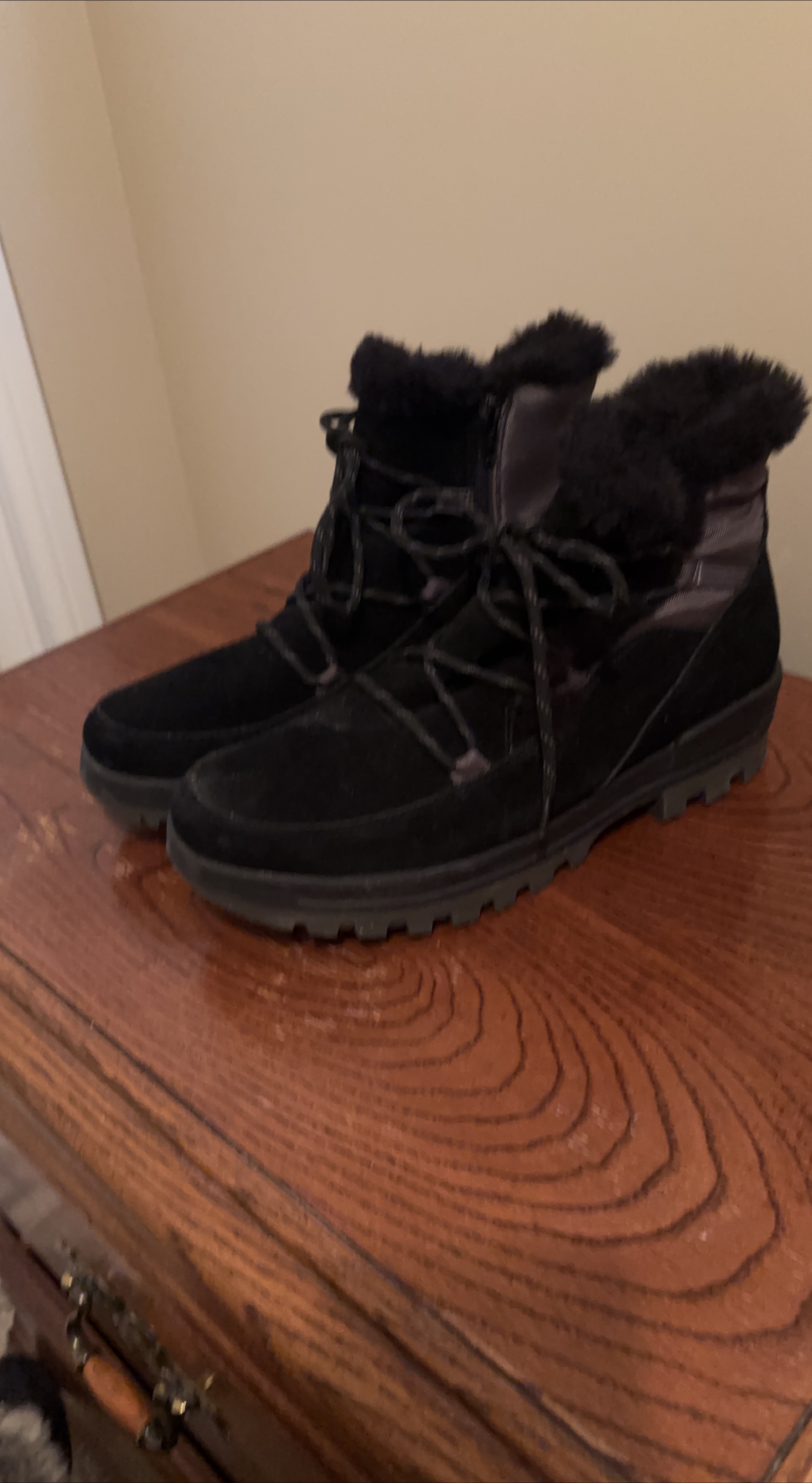 Women's Black Nadya 9.5 Winter Boots Size 9.5