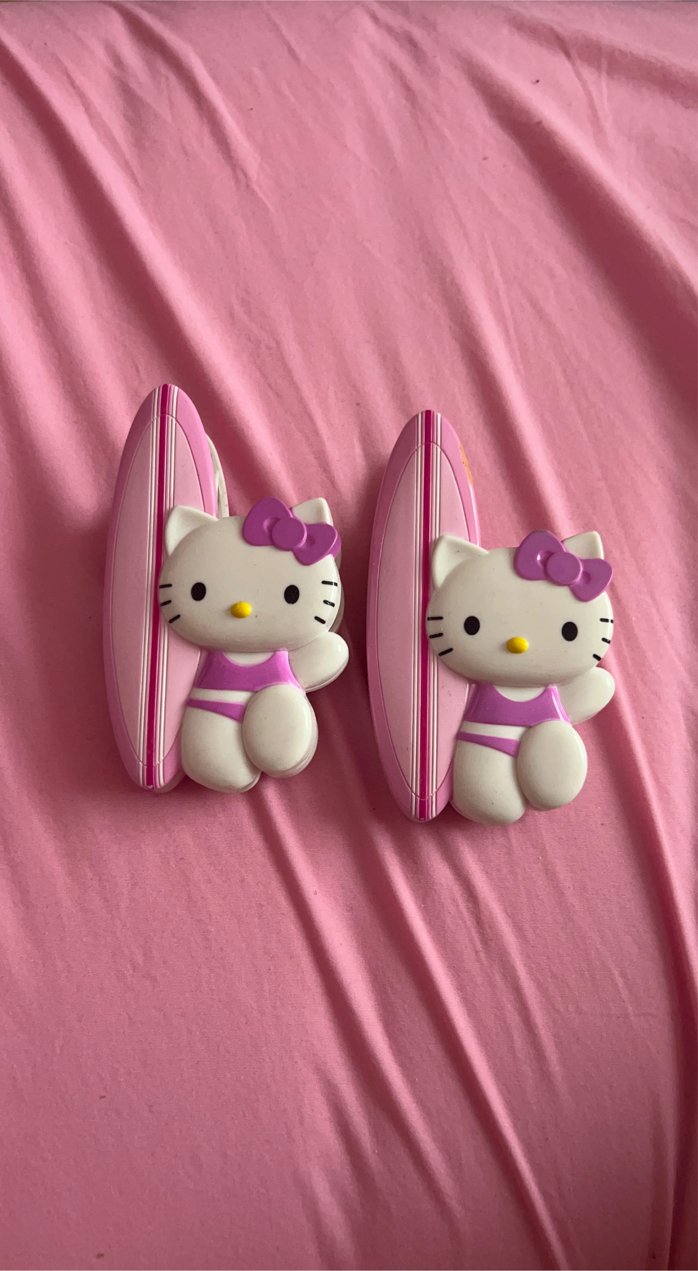 Hello Kitty Surfboard clips