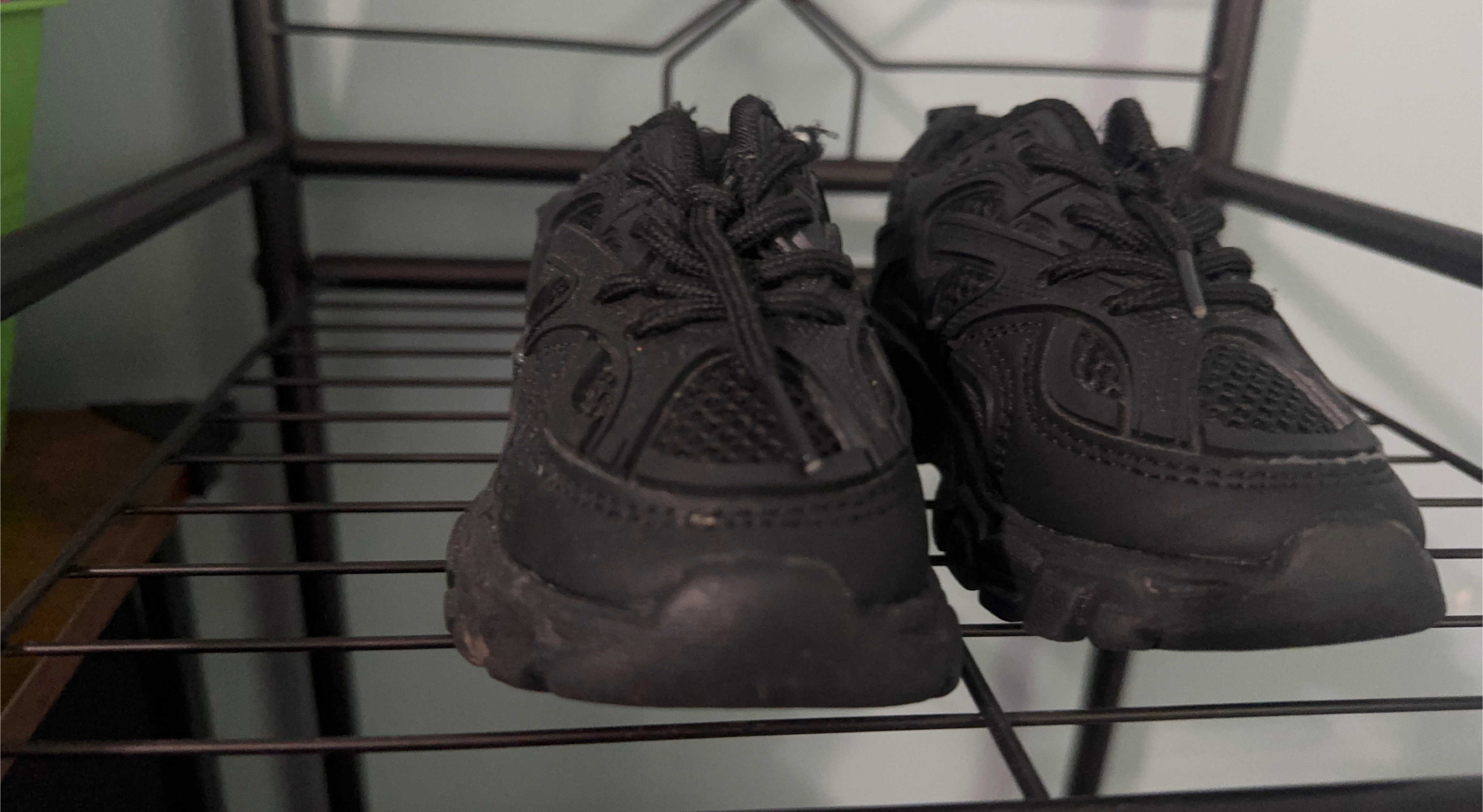 Black CALENBAEAG Sneakers - Size 22