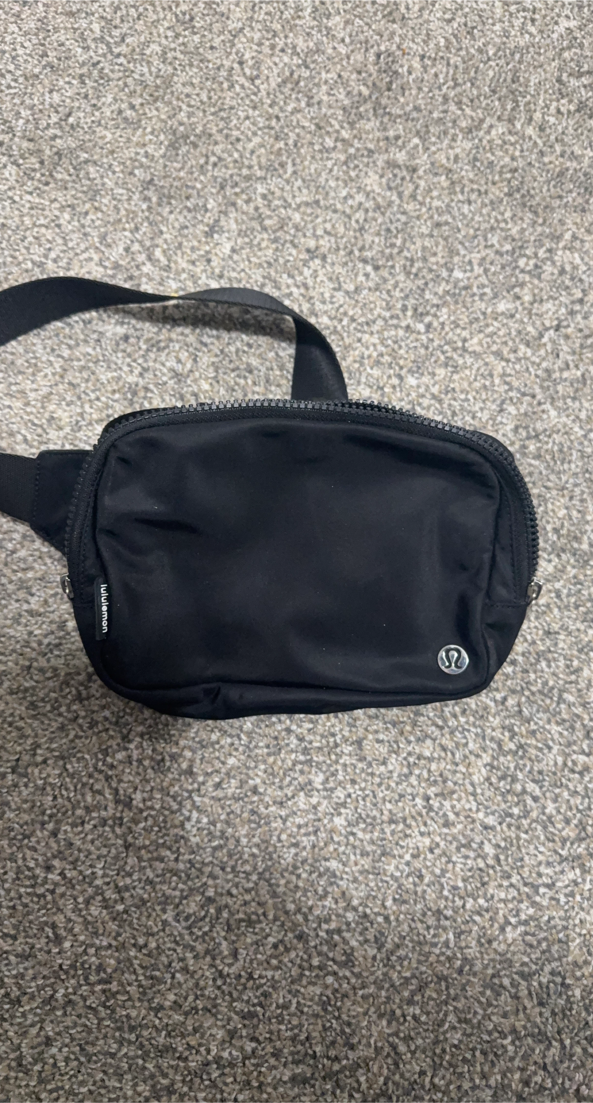 Lululemon Everywhere Belt Bag - Black