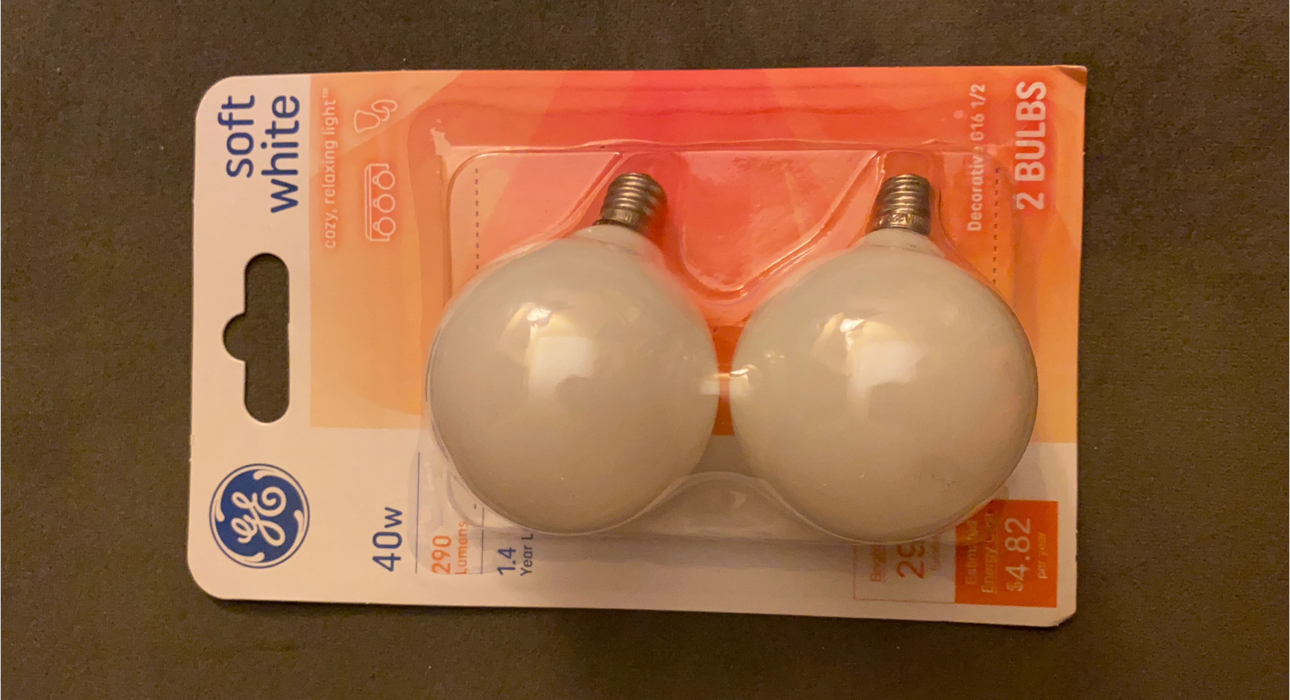 GE Soft White Decorative Light bulbs 40 W - 2 lightbulbs 🧡