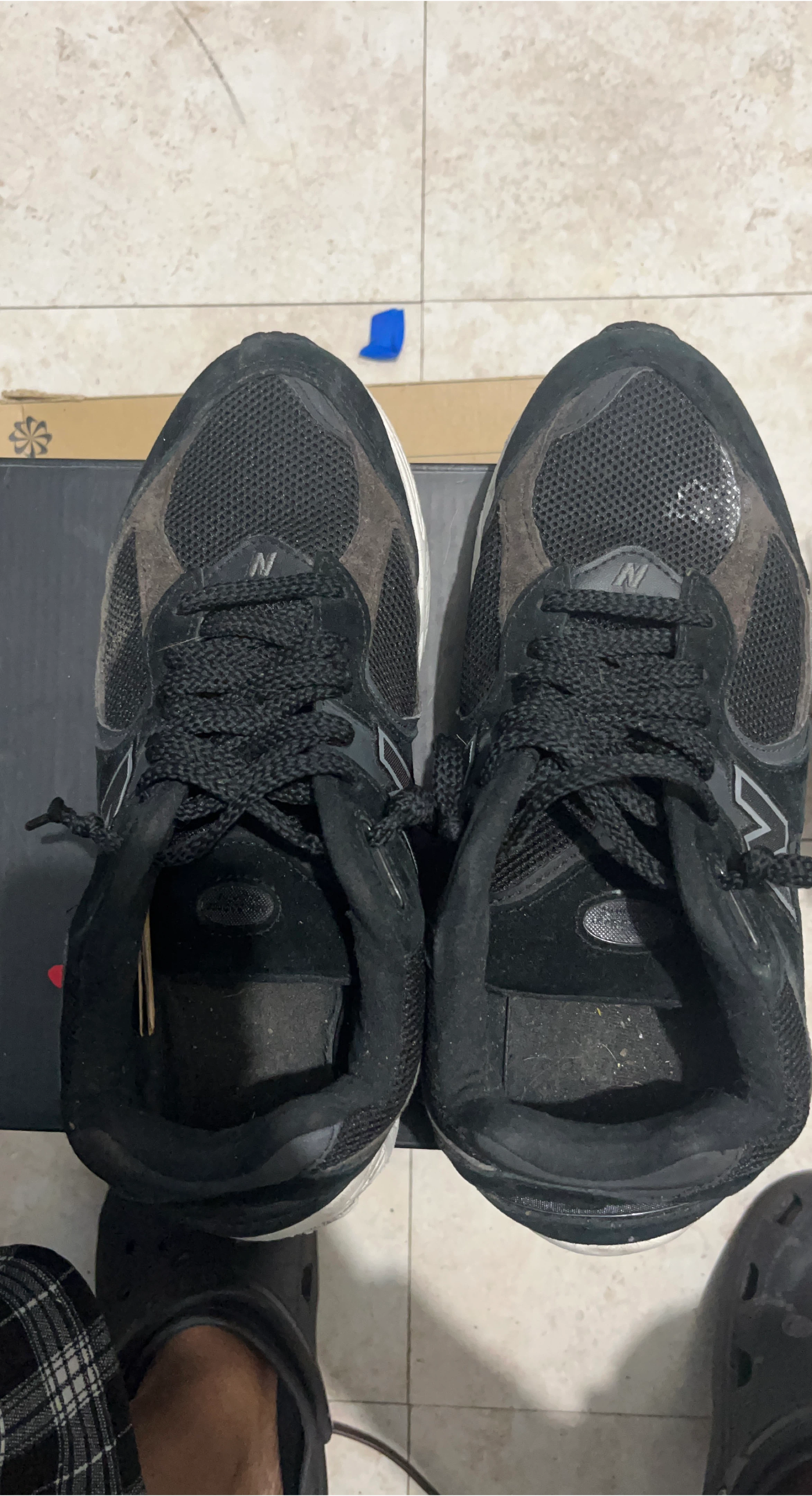 New Balance 2002R Black Running Shoes
