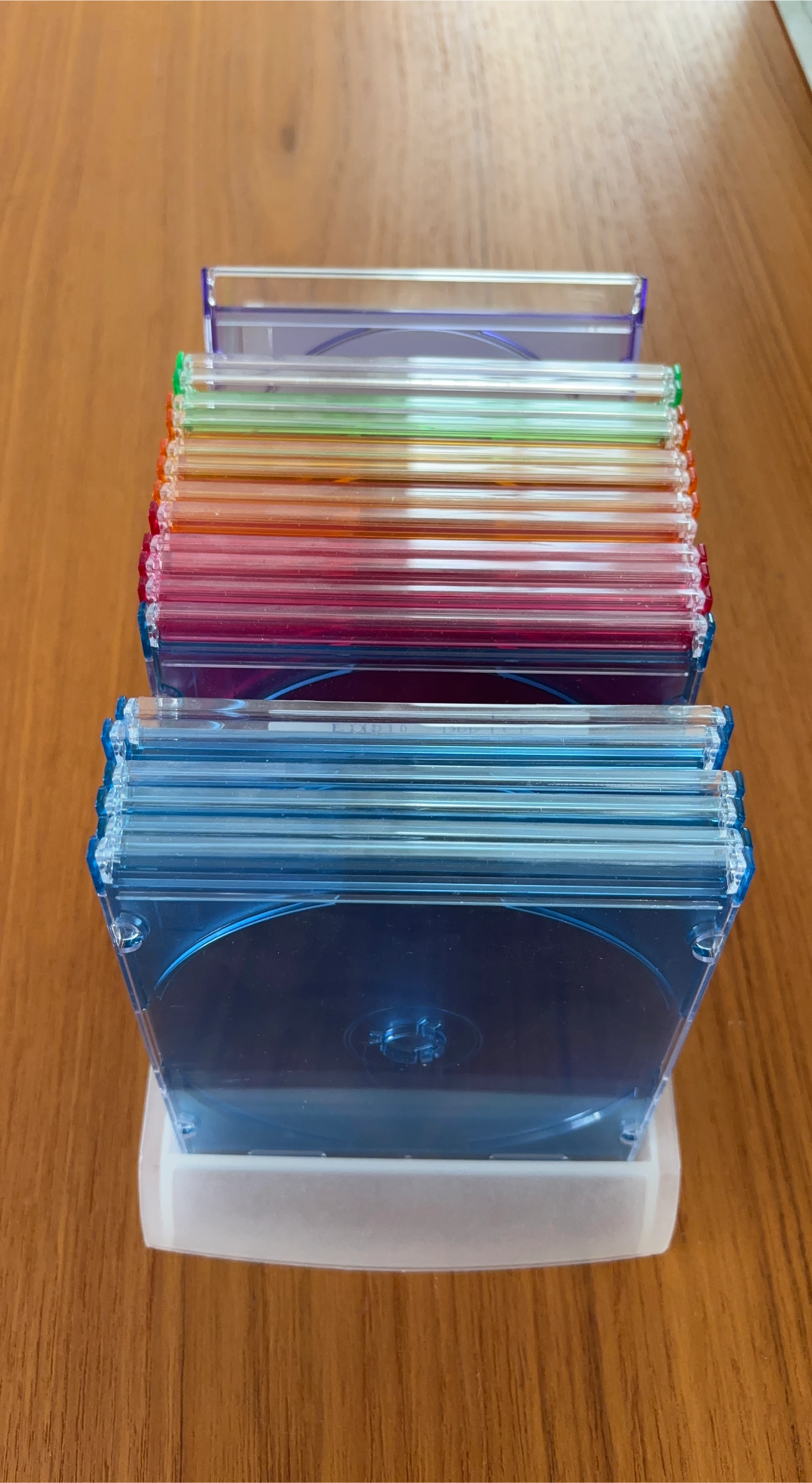Jewel cases for CDs or DVDs