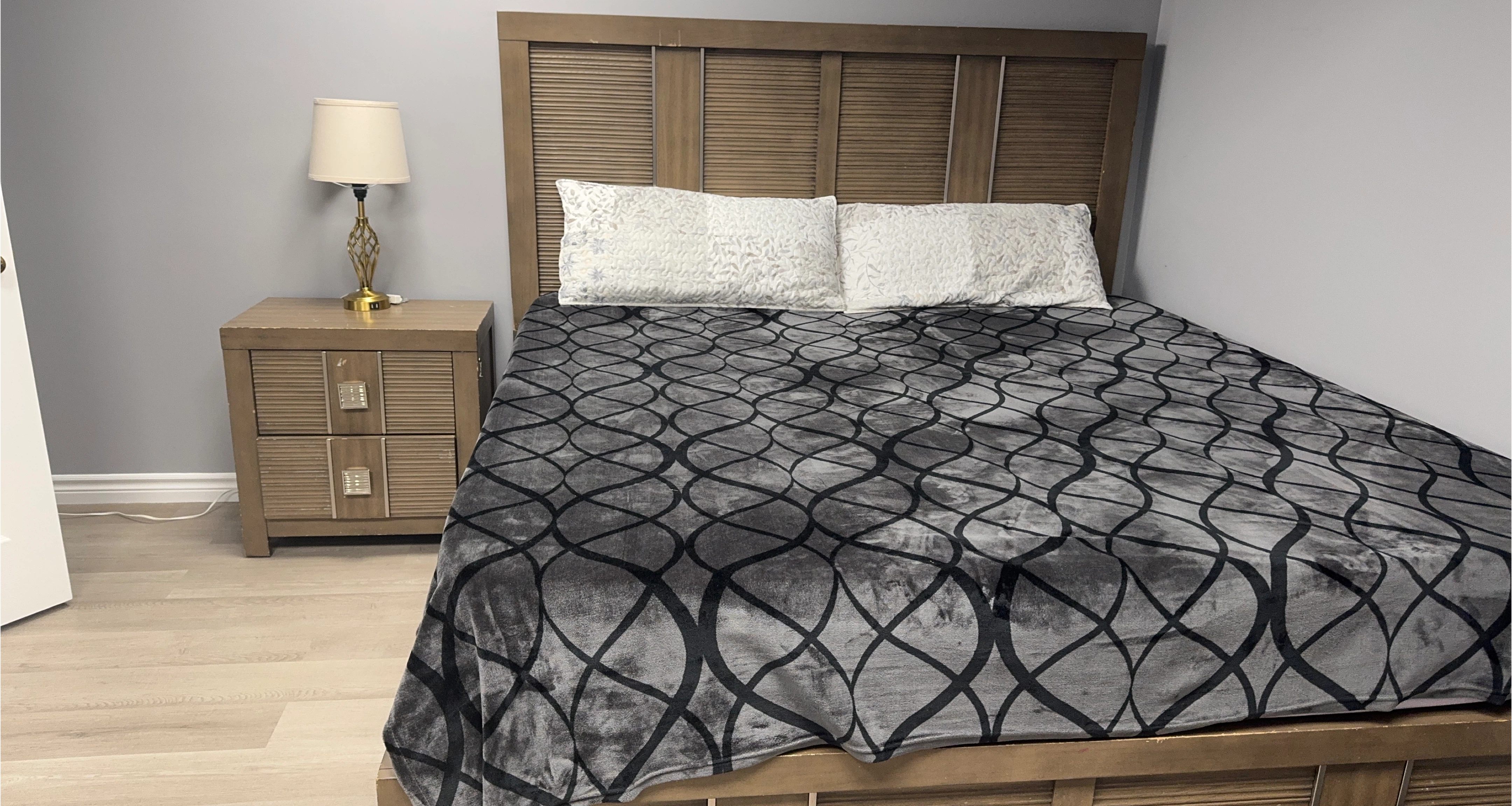 King size Wooden Bed set with dresser and nightables