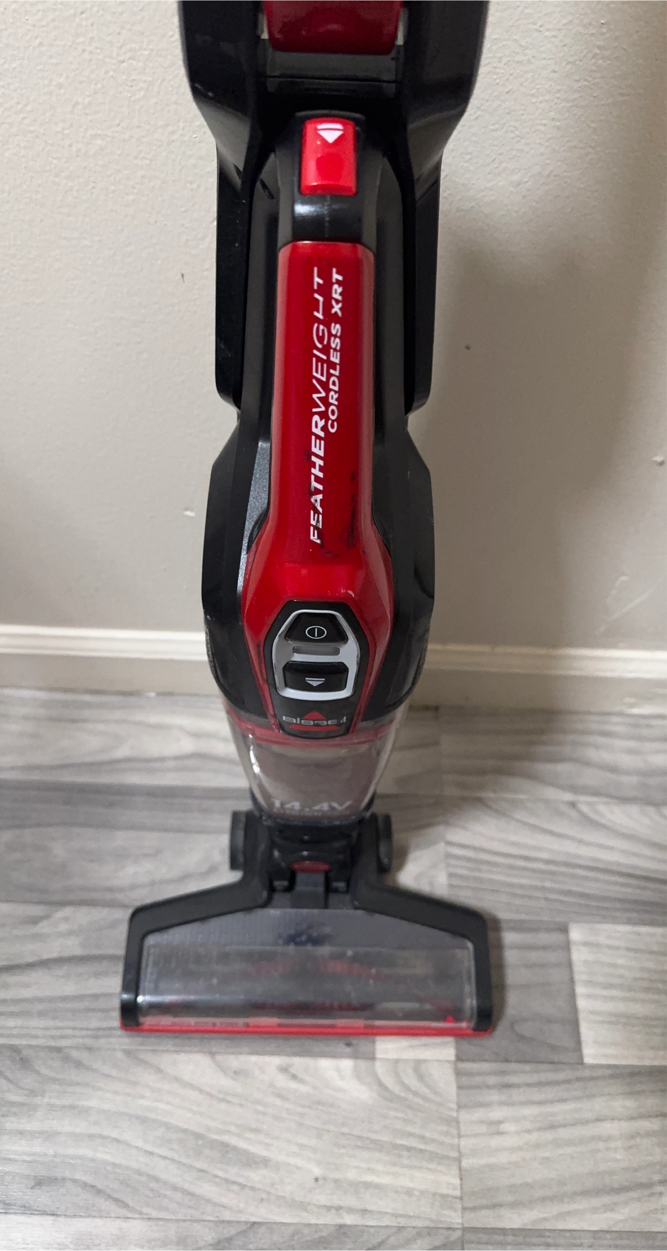 Bissell Featherweight Cordless XRT Vacuum