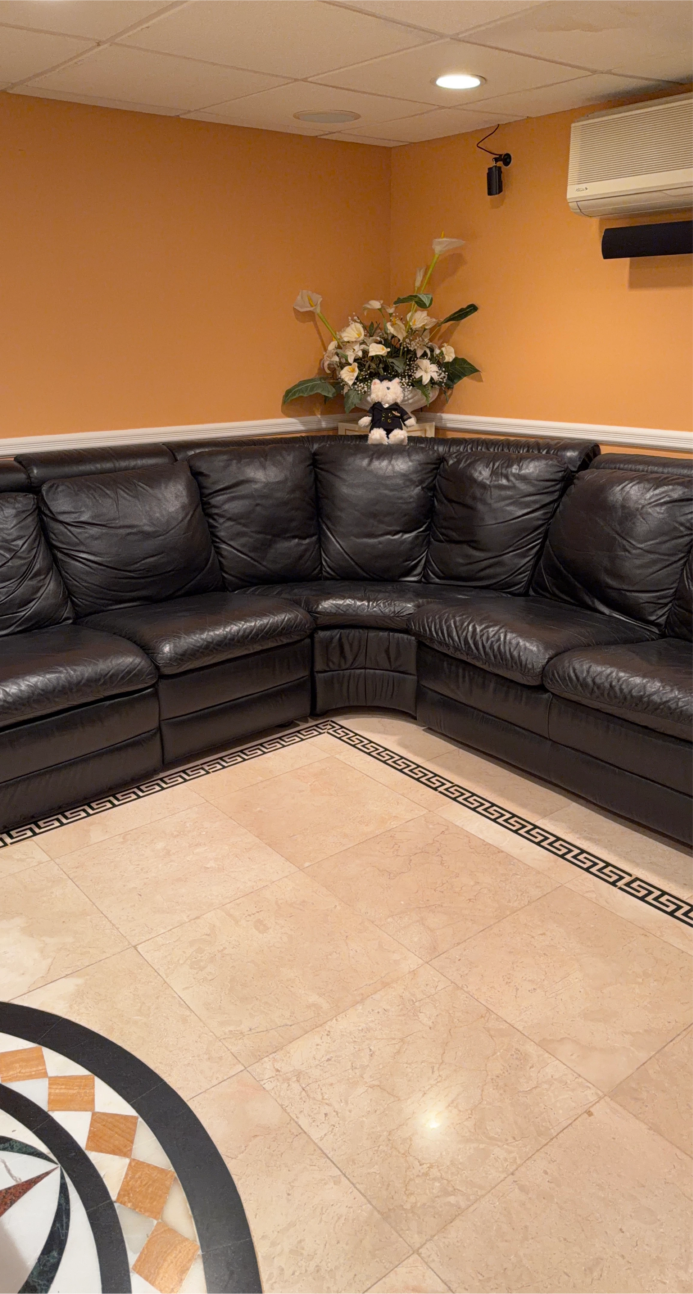 Black Leather Sectional Sofa
