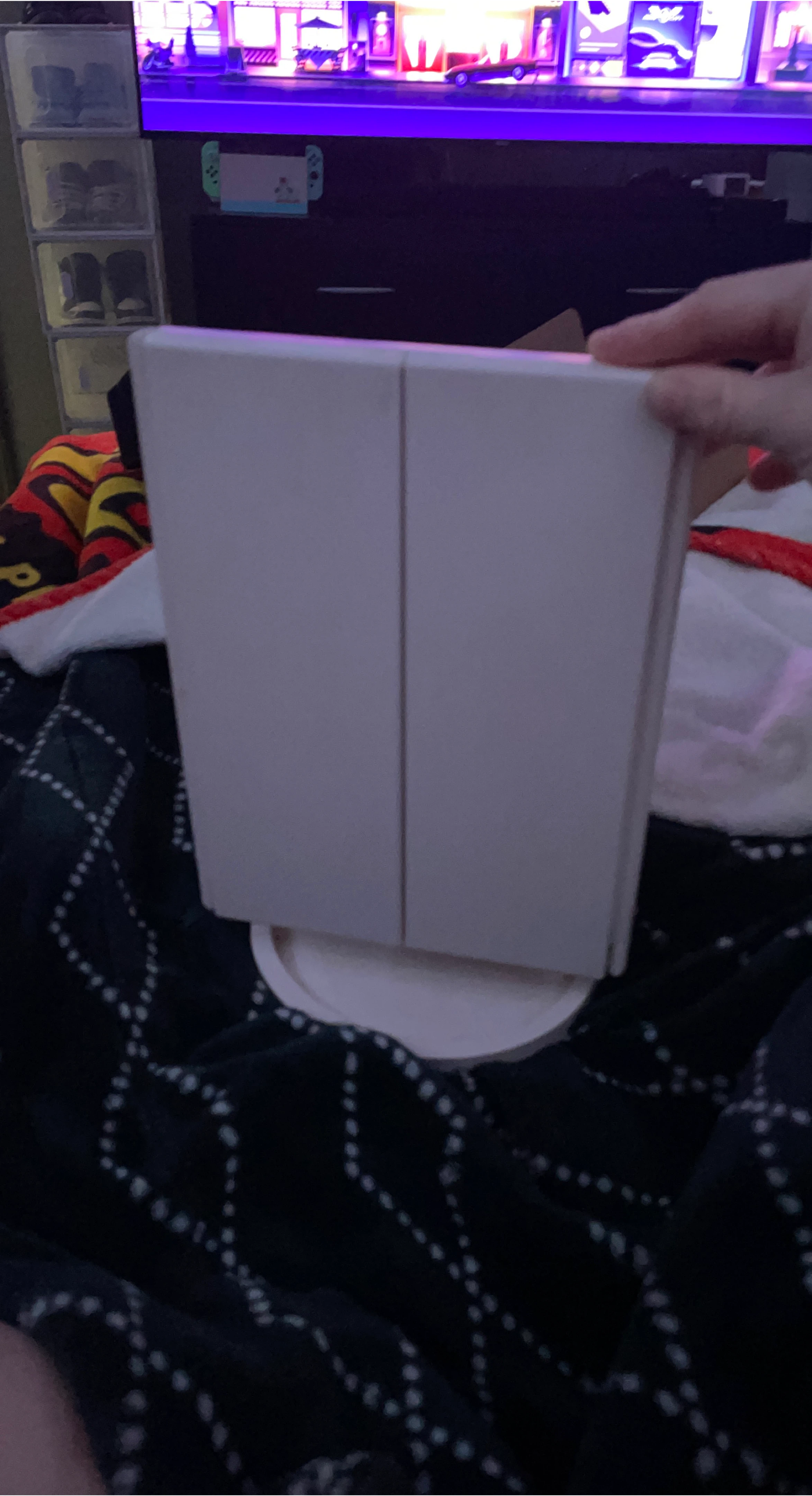 Foldable Vanity Mirror