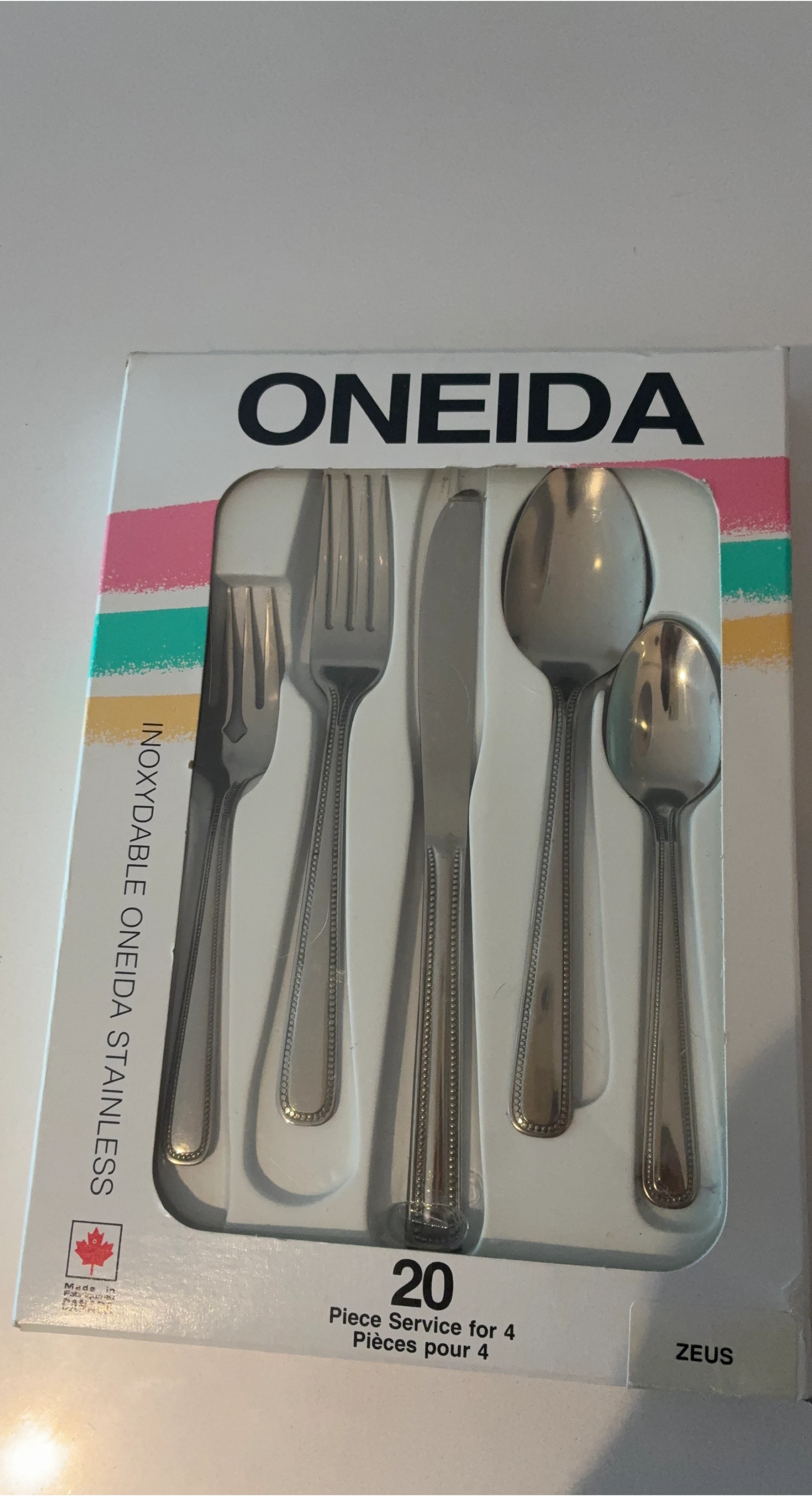 Oneida 20-Piece Zeus Stainless Steel Cutlery Set
