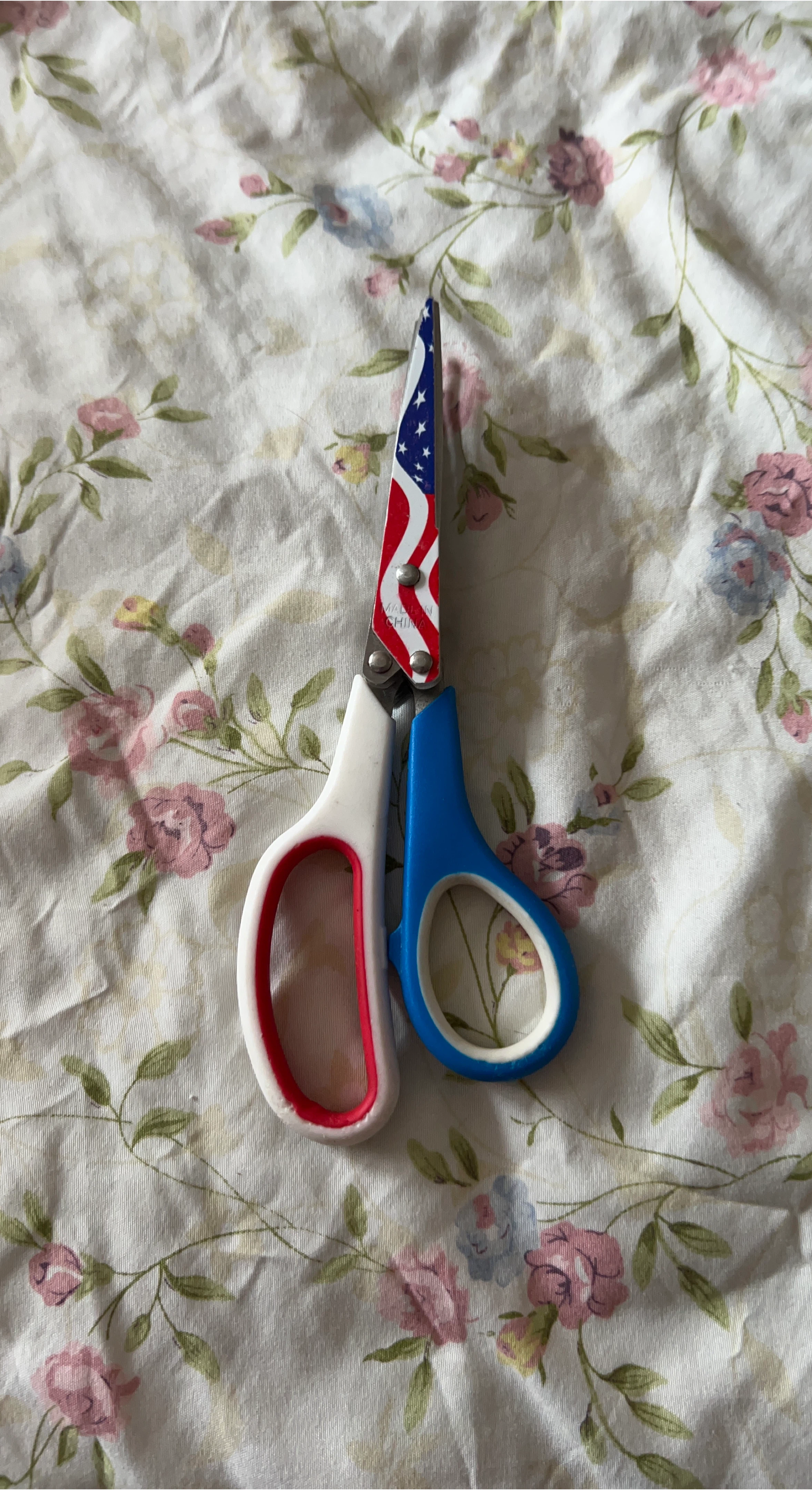 Patriotic Flag Design Scissors
