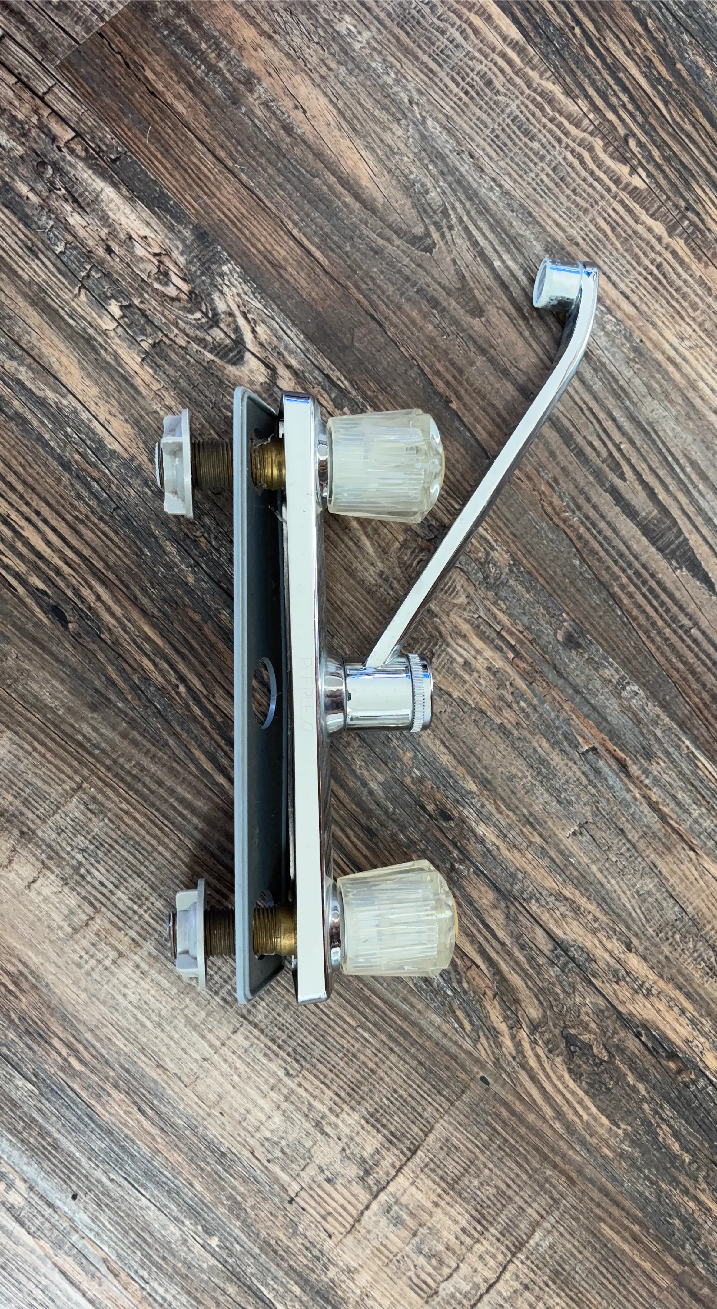 Kitchen faucet