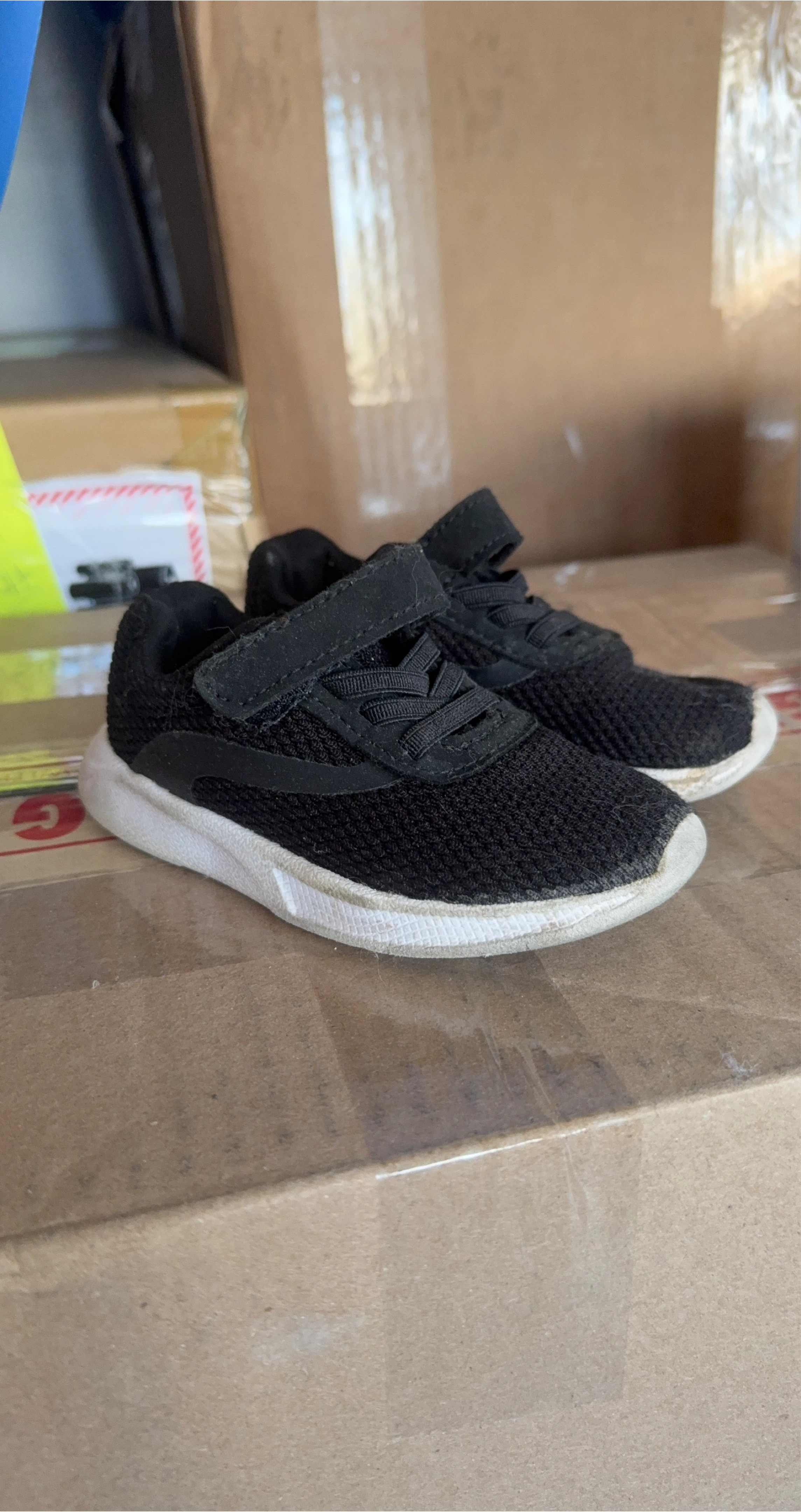 Black Athletic Shoes with Velcro Strap
