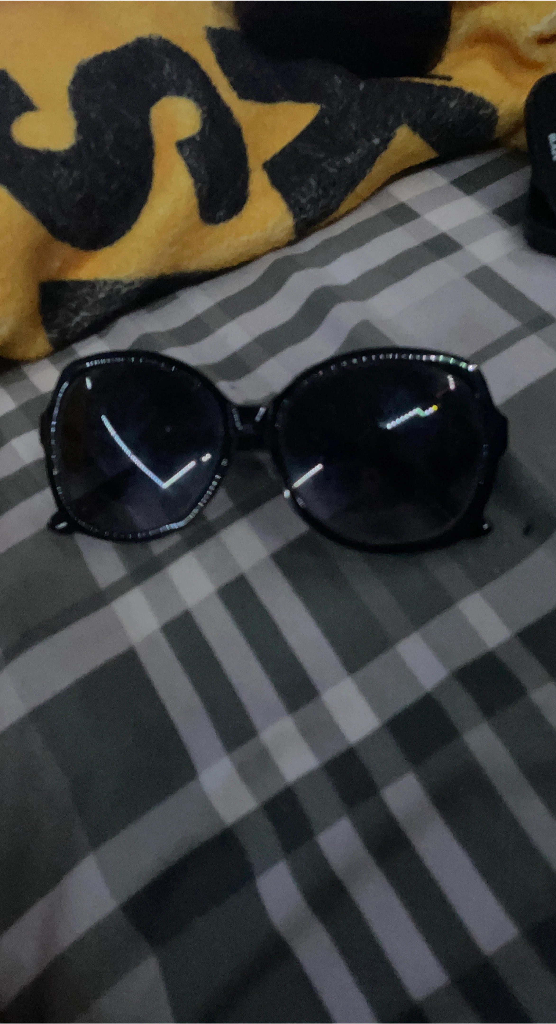 Women's Black Oversized Sunglasses