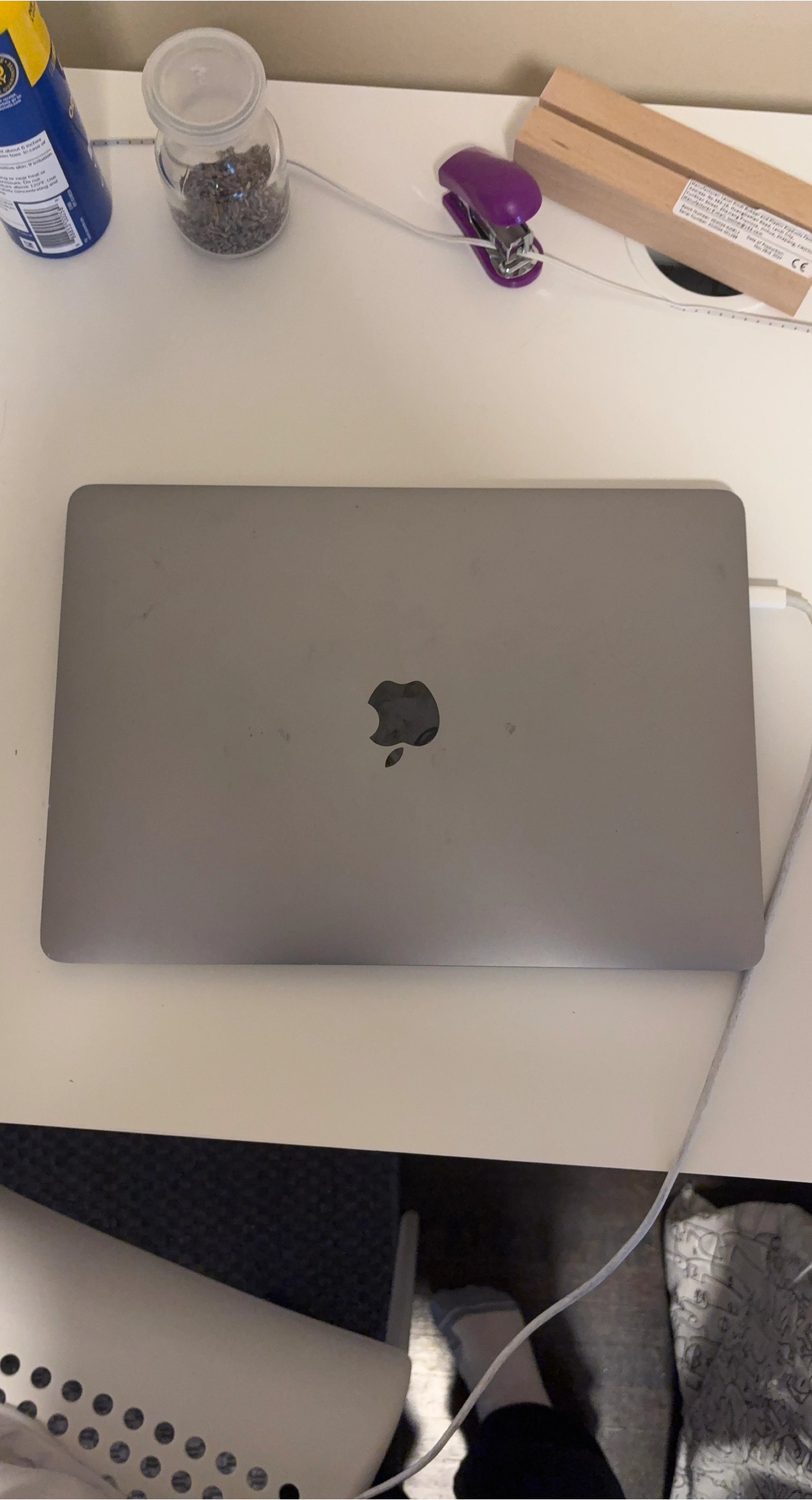 Apple MacBook Pro 13-inch 2016 (Really good deal)