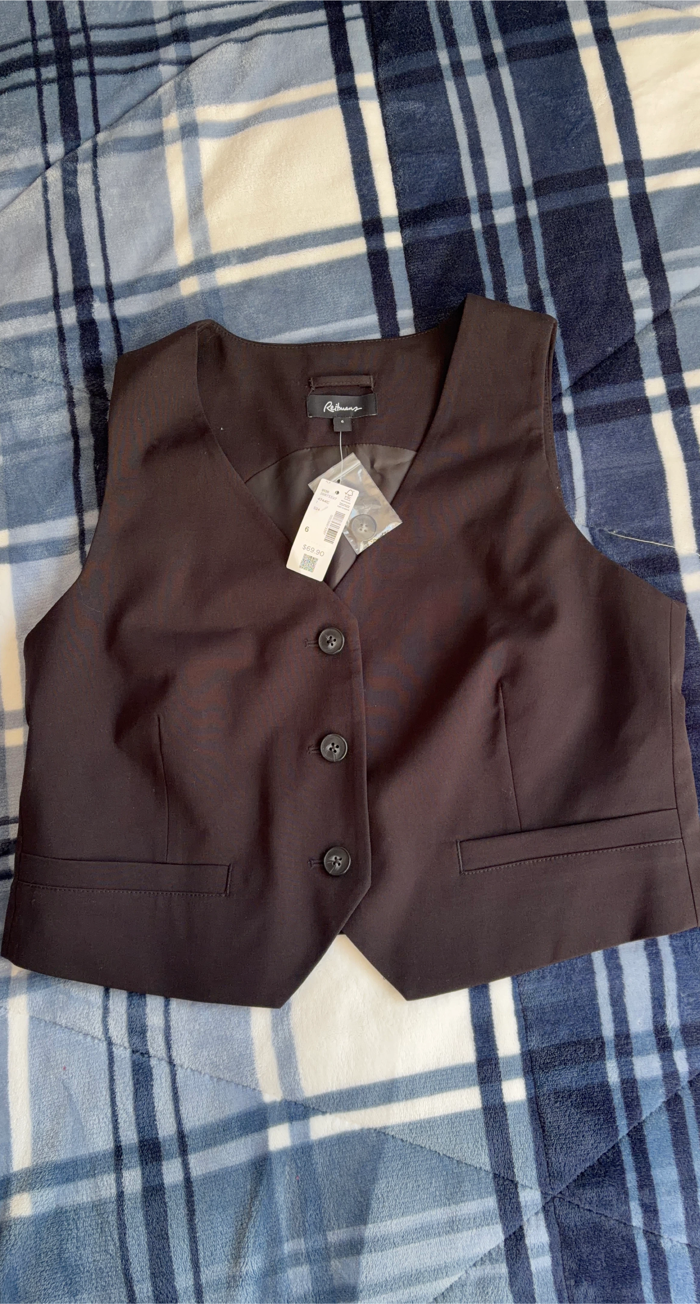 Reitmans Women's Black Vest size 6