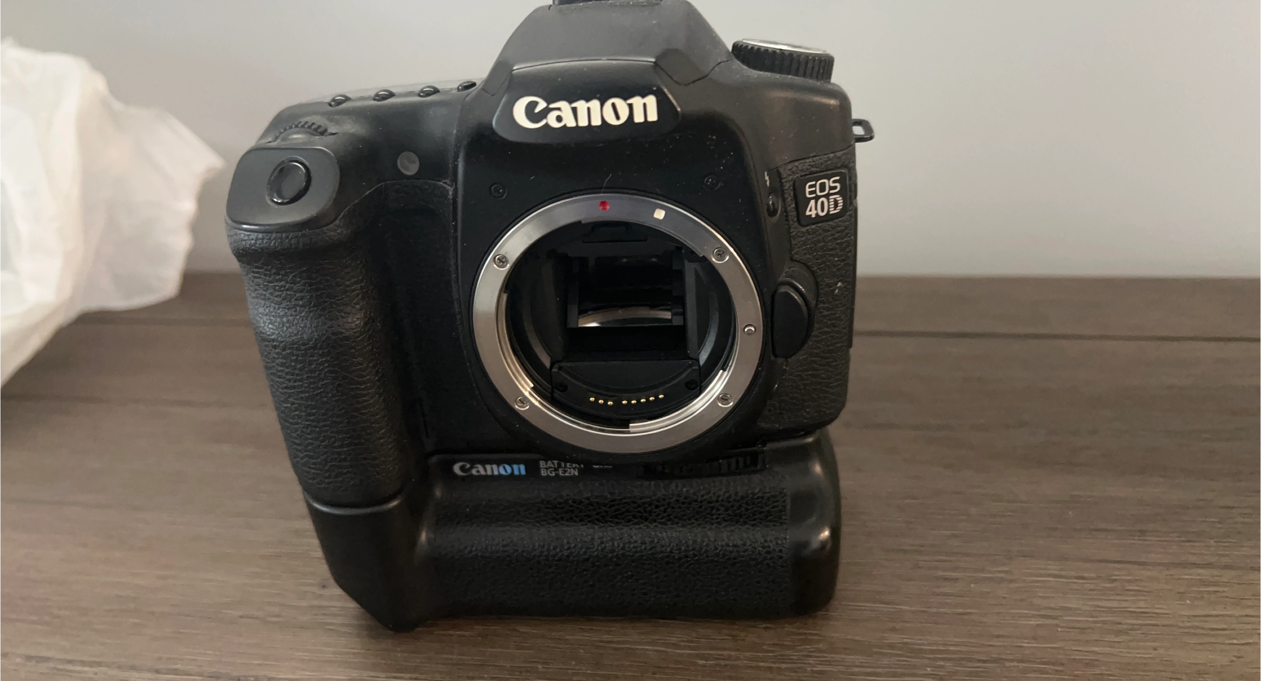 Canon EOS 40D Digital SLR Camera with Battery Grip