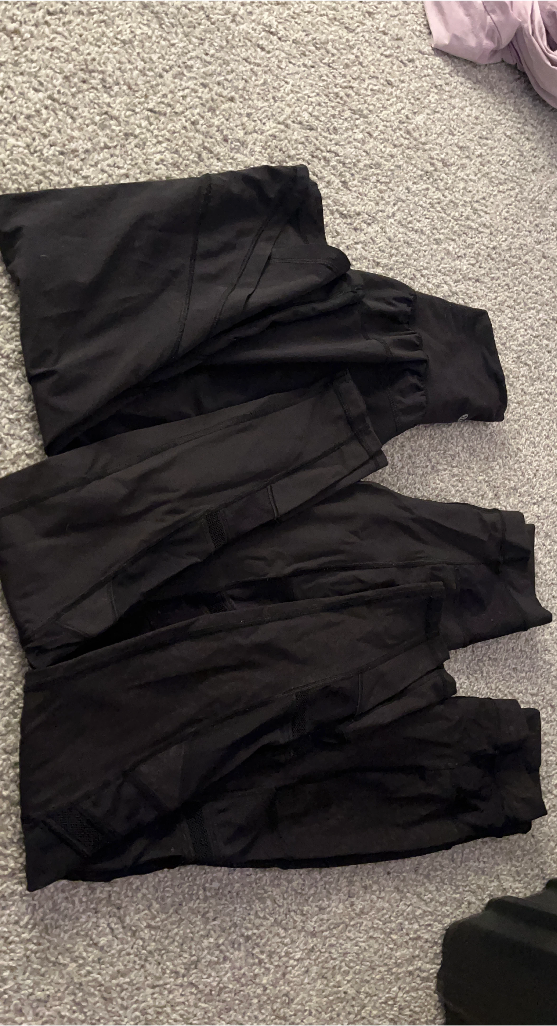 Black Lululemon leggings