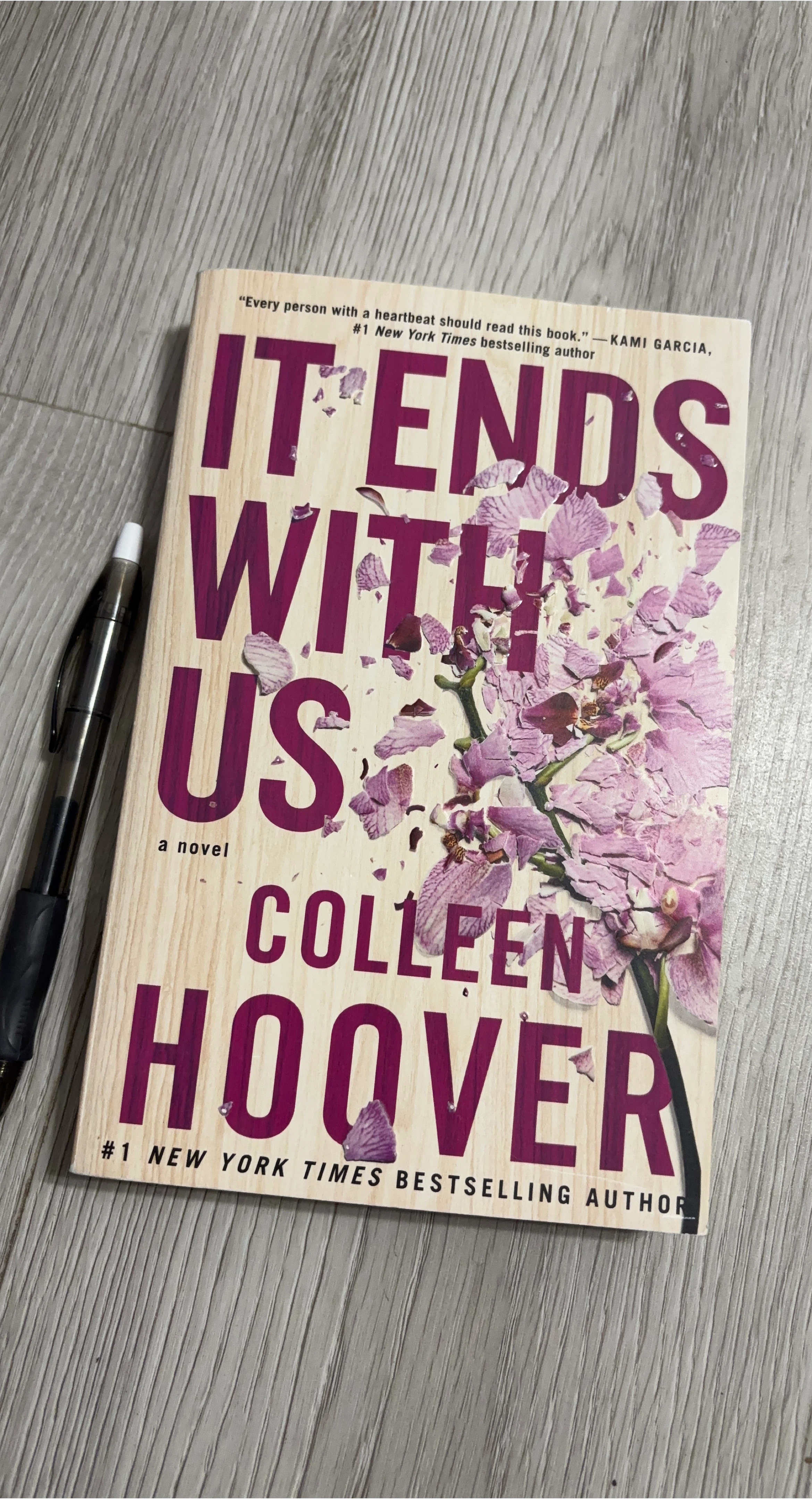 It Ends With Us by Colleen Hoover