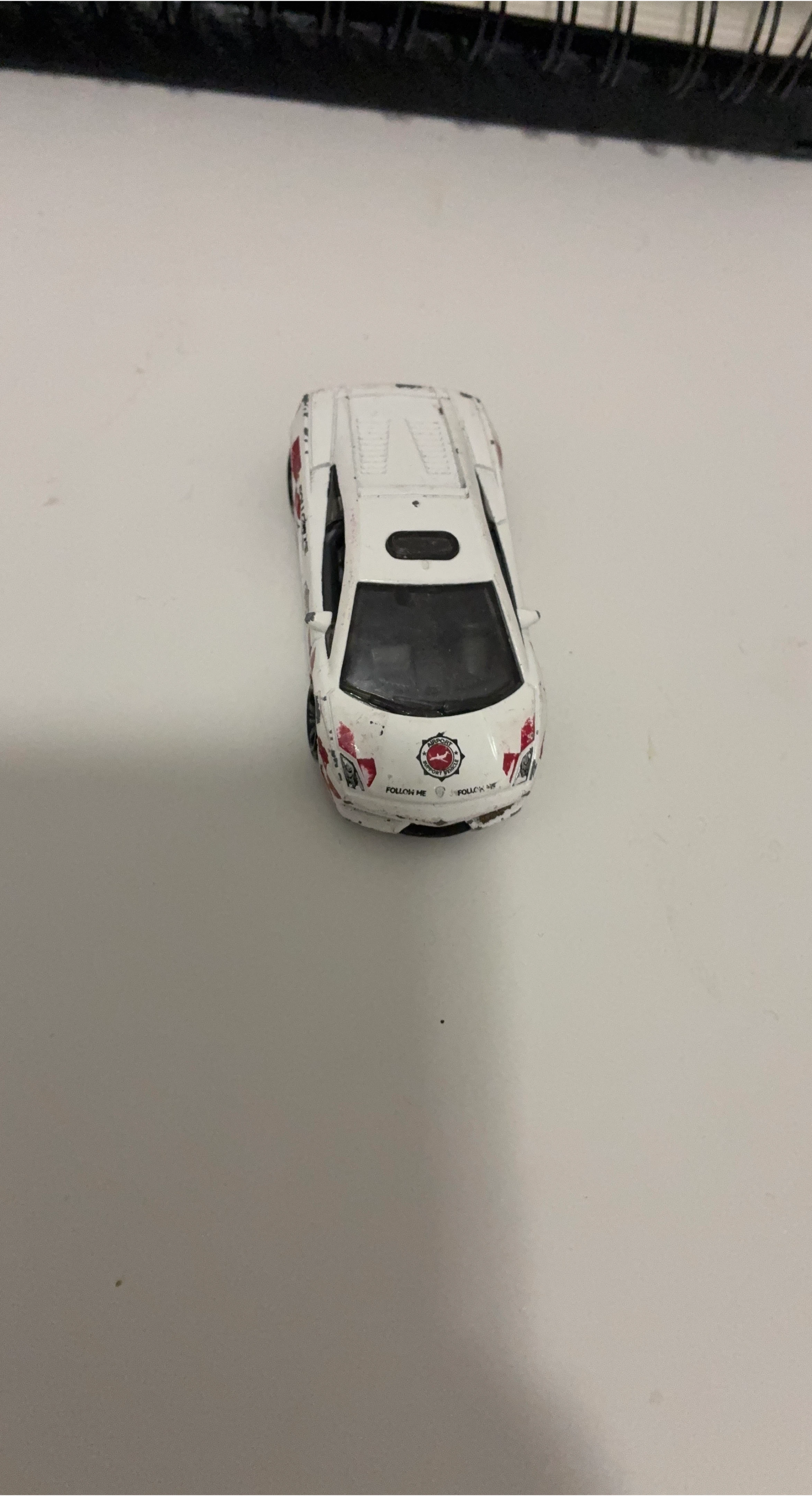 White Airport Support Vehicle Toy Car