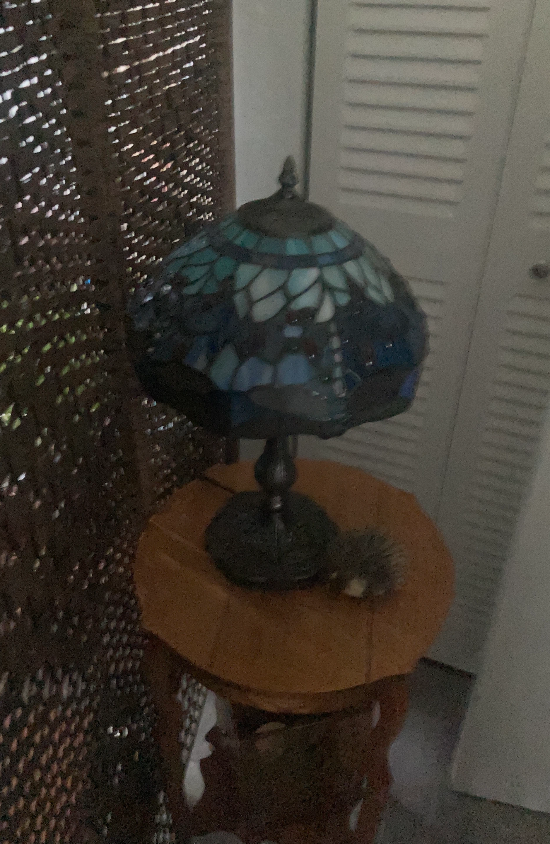 Tiffany Style Stained Glass Table Lamp
