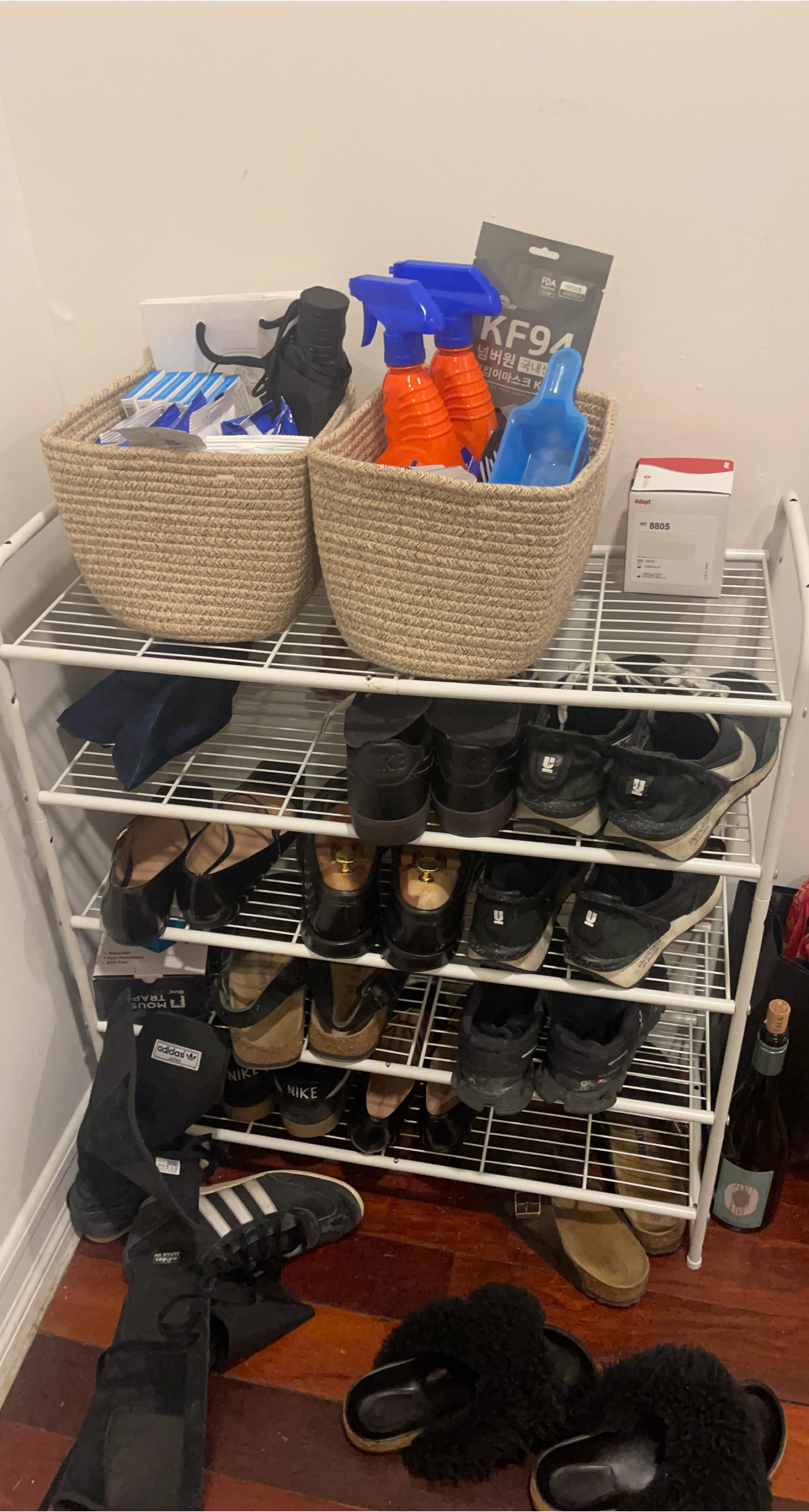 Shoe rack white