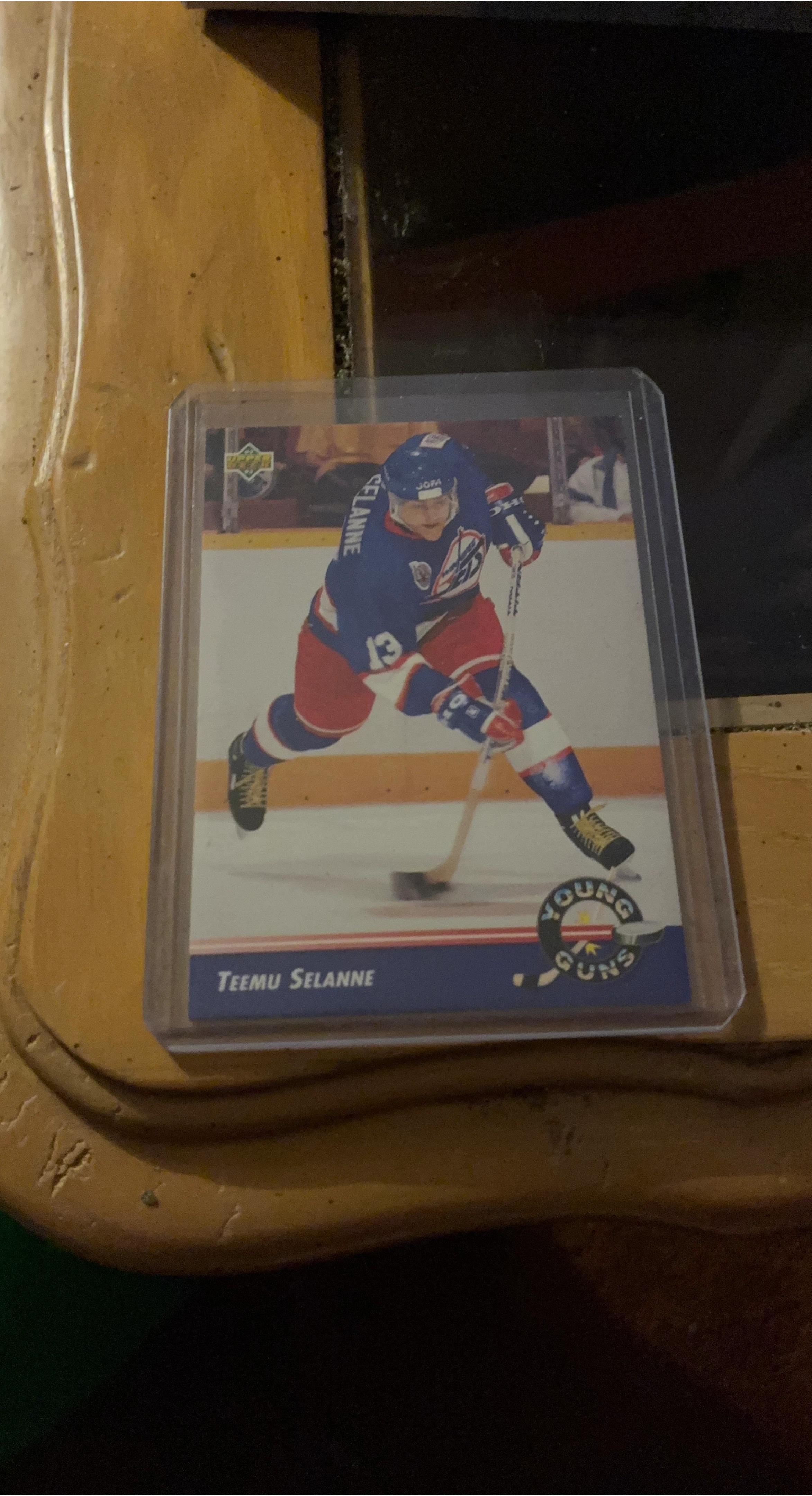Teemu Selanne Young Guns Hockey Card