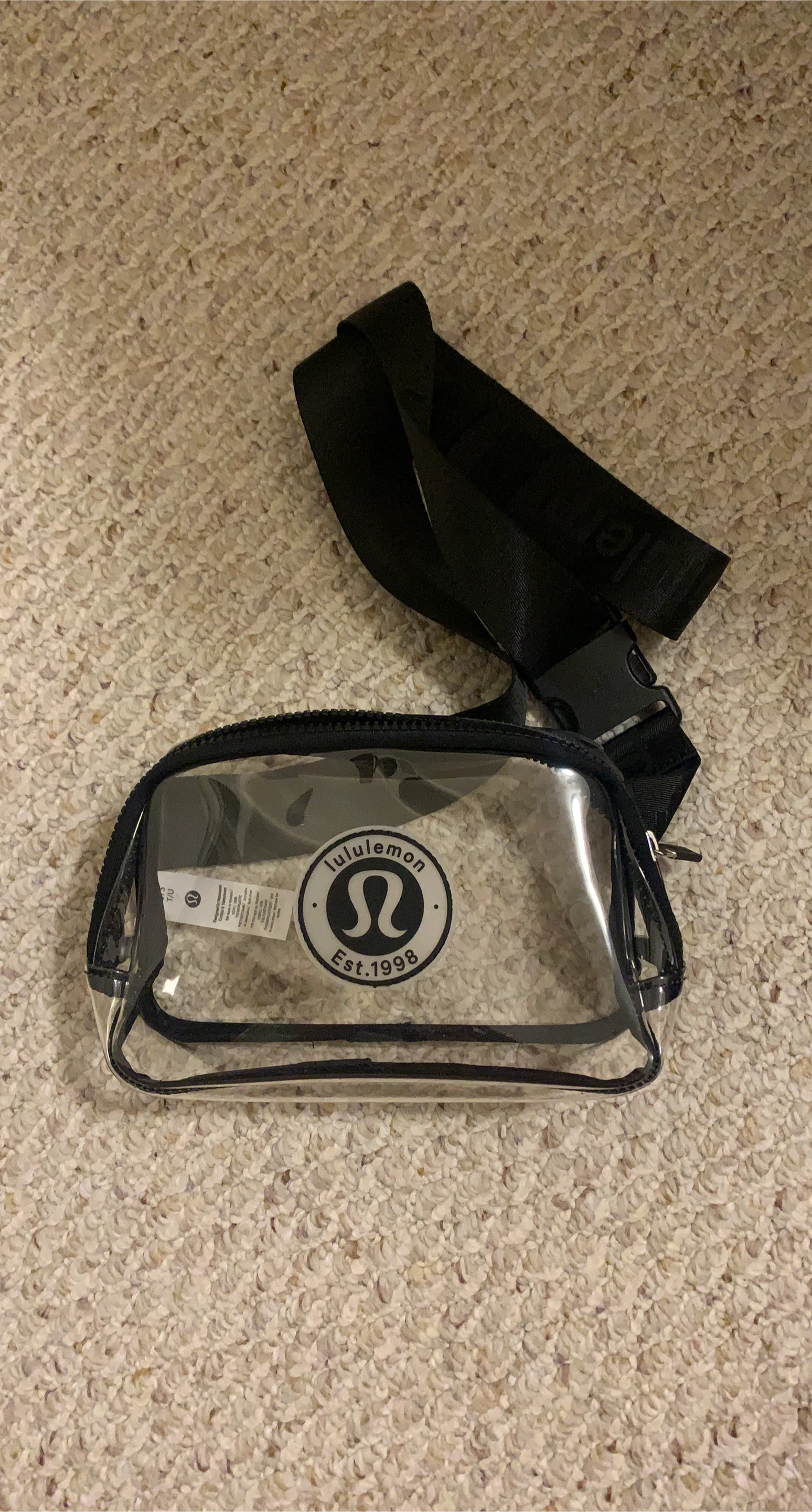 ⭐️ NEED GONE FAST Lululemon Clear Fanny Pack / Belt Bag