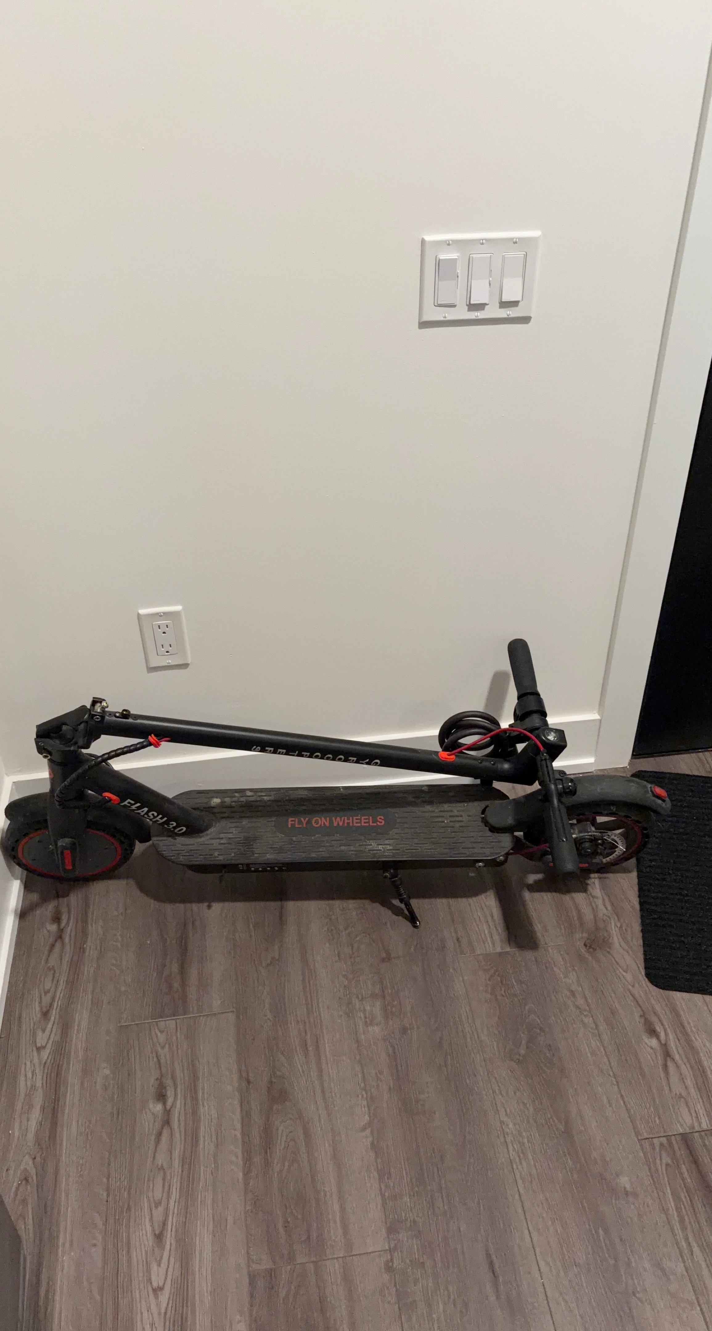 URBNTORQ Flash 3.0 Electric Scooter