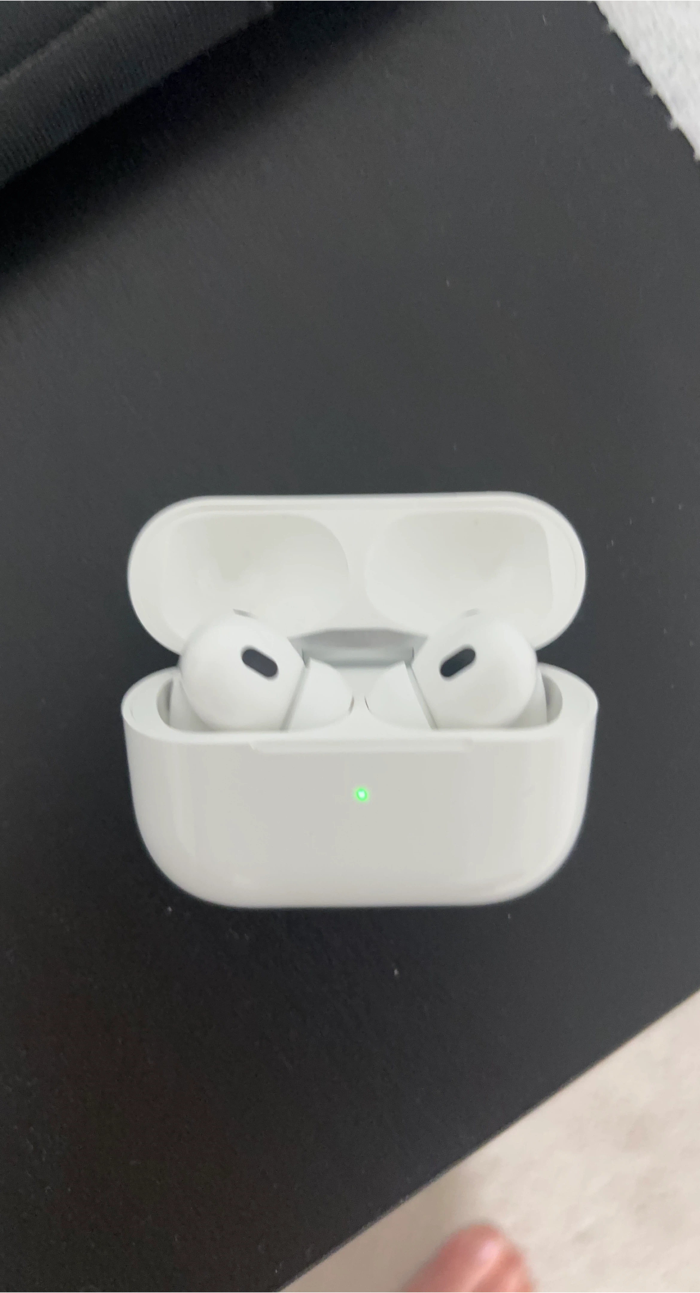 Apple AirPods Pro (2nd generation) with Charging Case