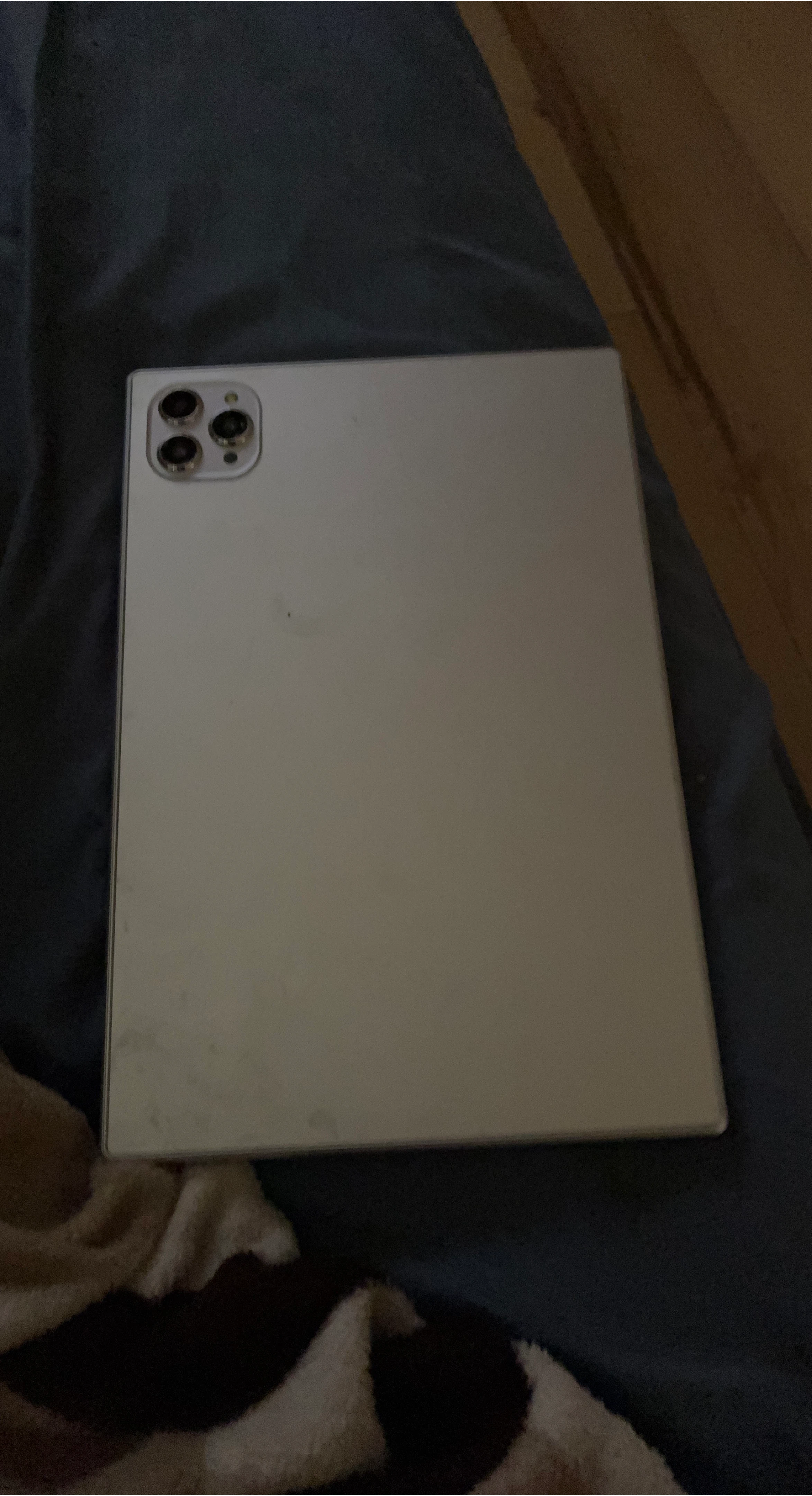 AirVoice Tablet with Keyboard, Mouse, and Stylus