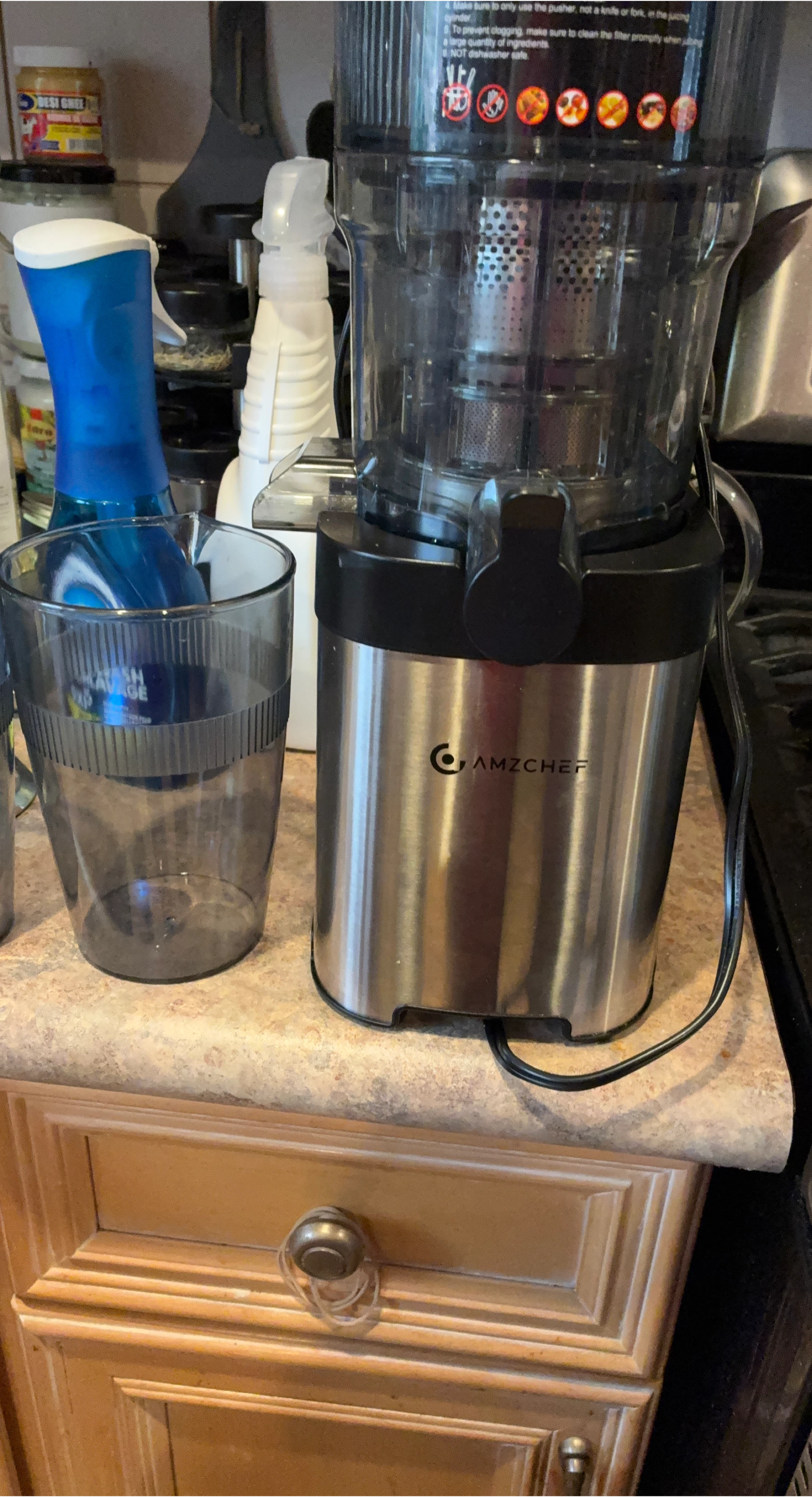 AMZCHEF Juicer