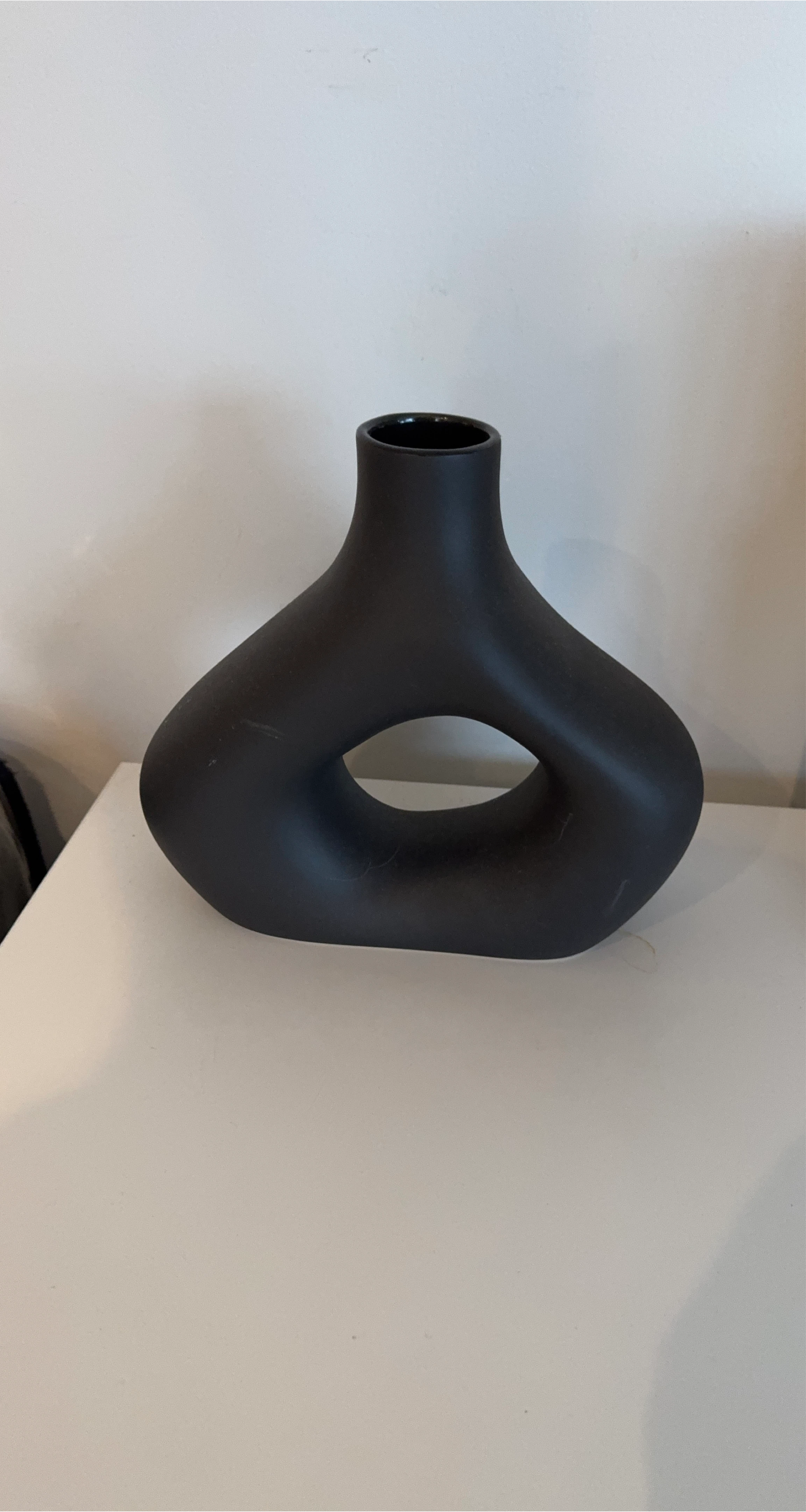 Black Modern Abstract Vase