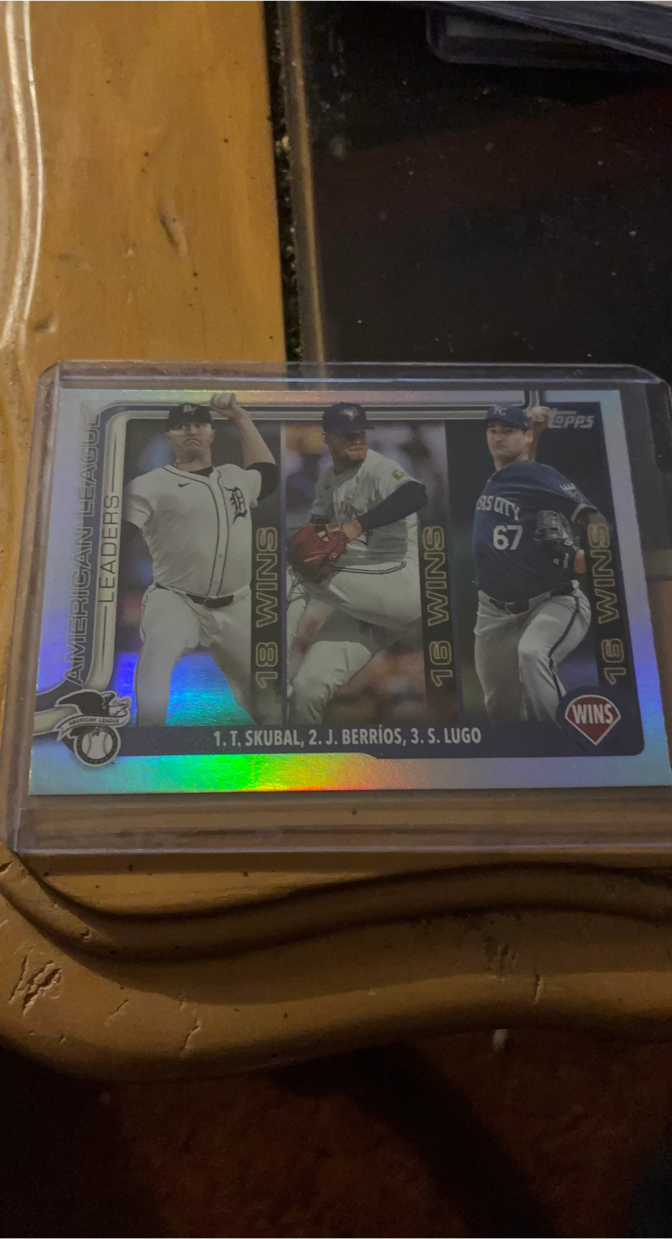 Topps American League Leaders Baseball Card