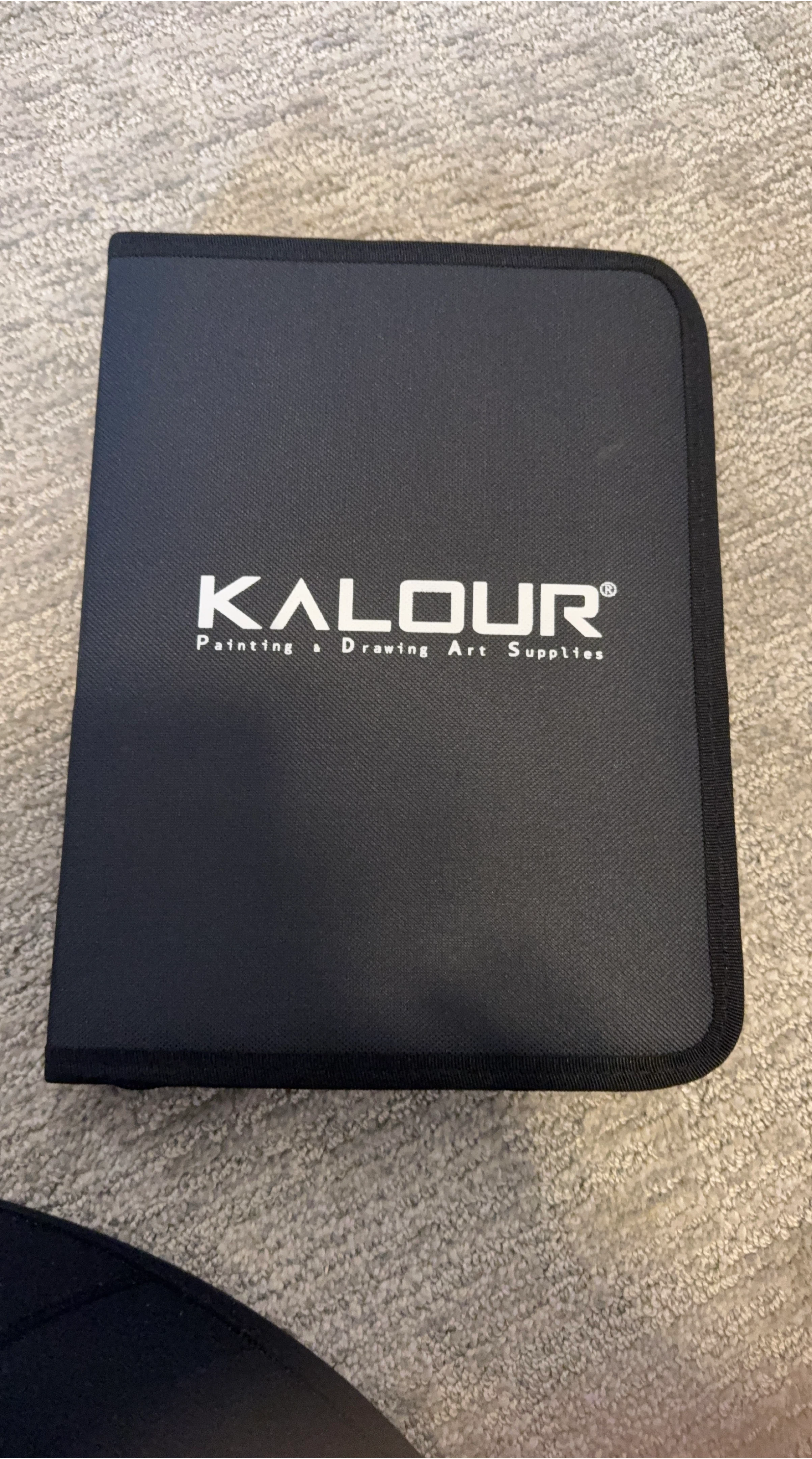 Kalour Art Supplies Set with Drawing Pencils & Sketchbook