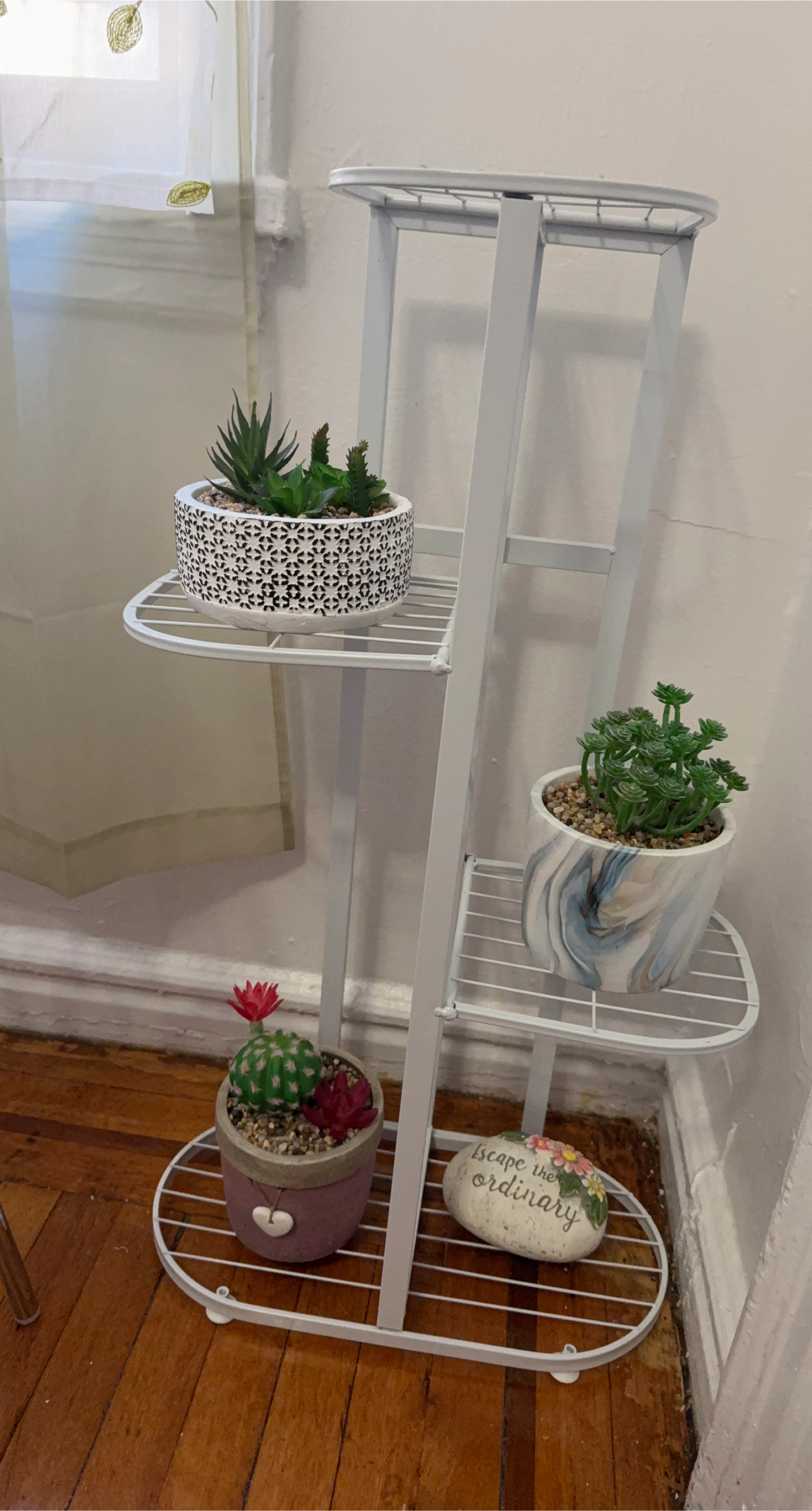 White Metal Tiered Plant Stand