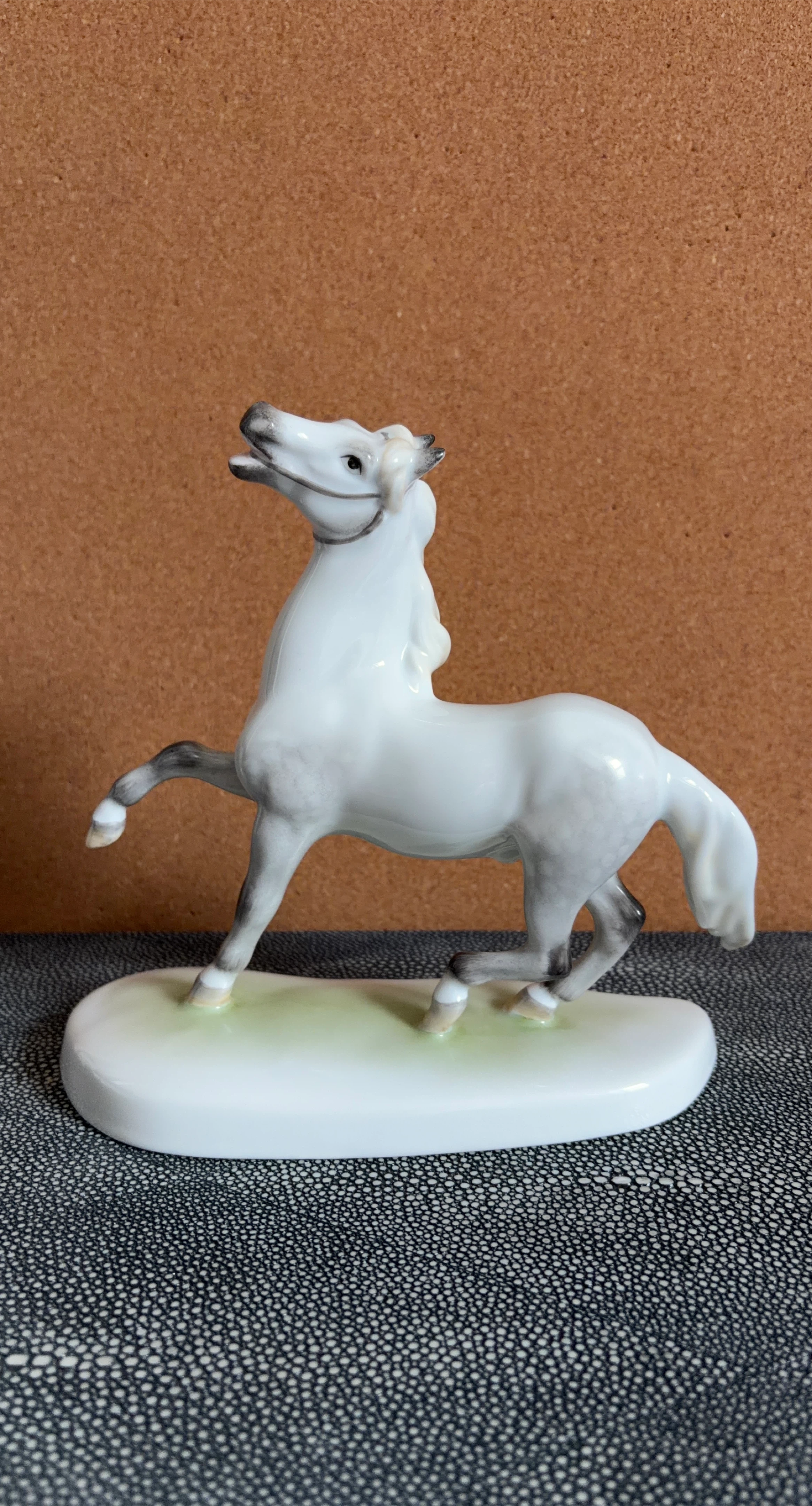 Herend Handpainted Porcelain Horse Figurine 5275